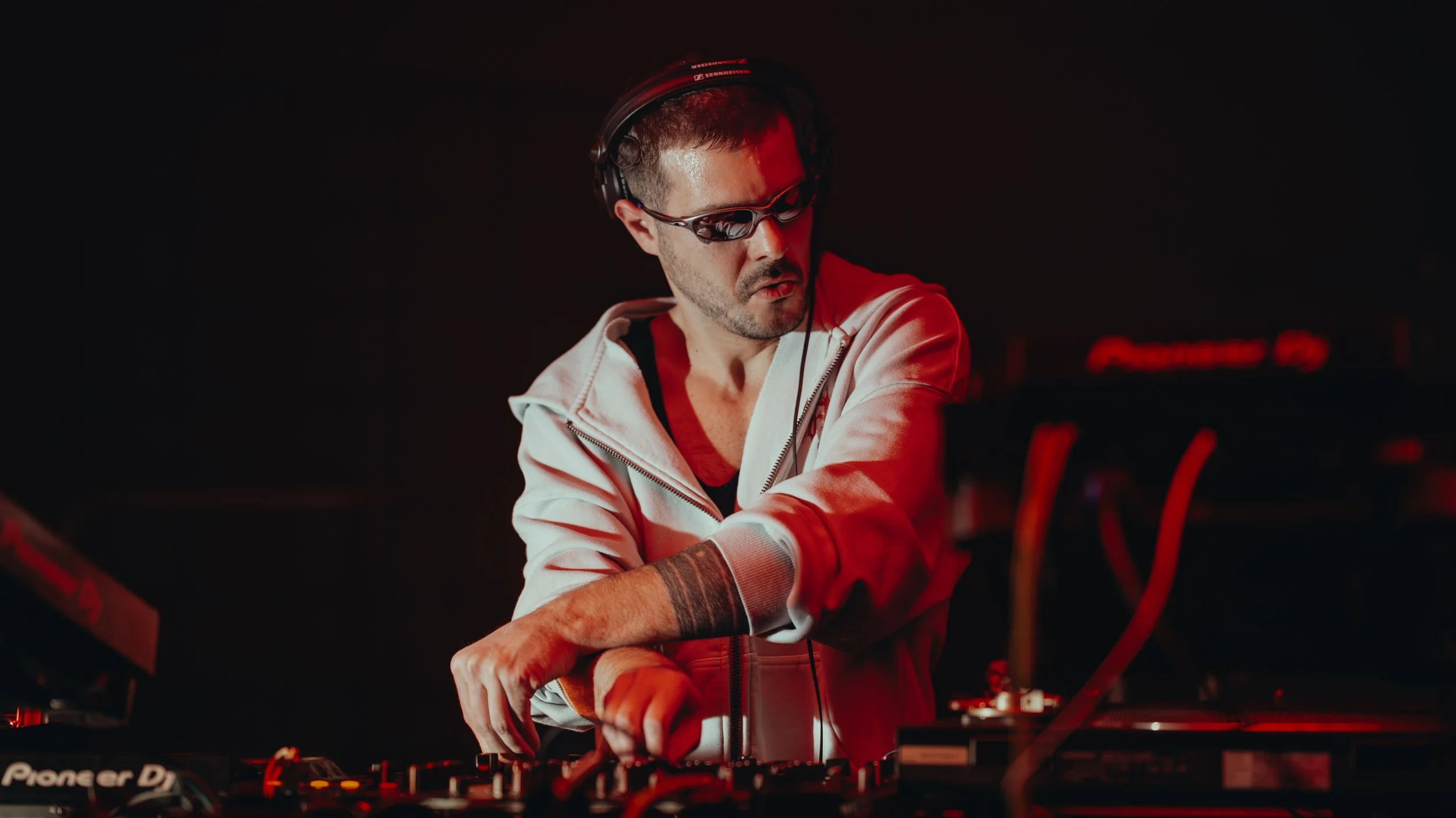 THAT DVINE Last Dance -243.jpg
