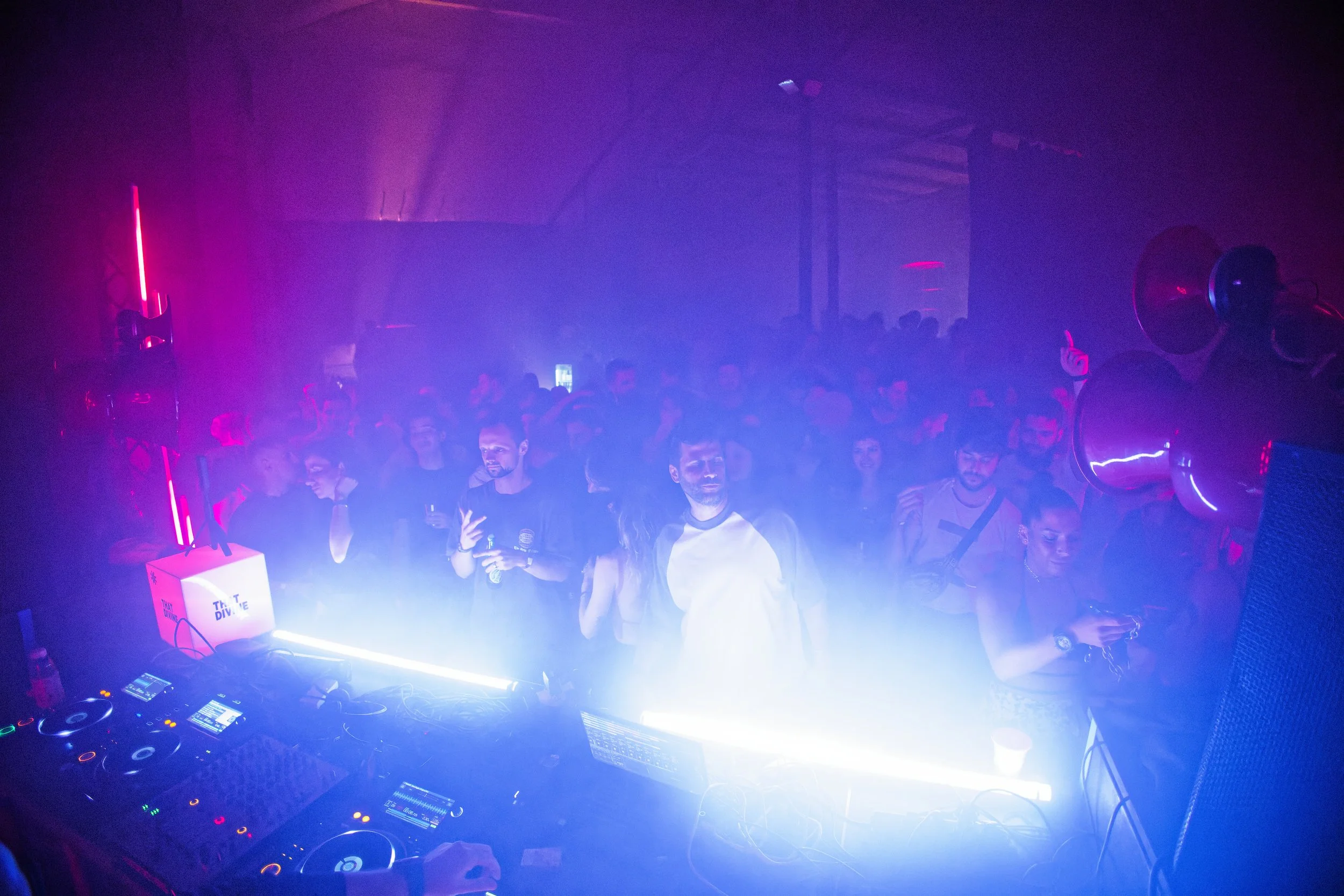 IY8A1072PaRTY_DIVINE_.jpg