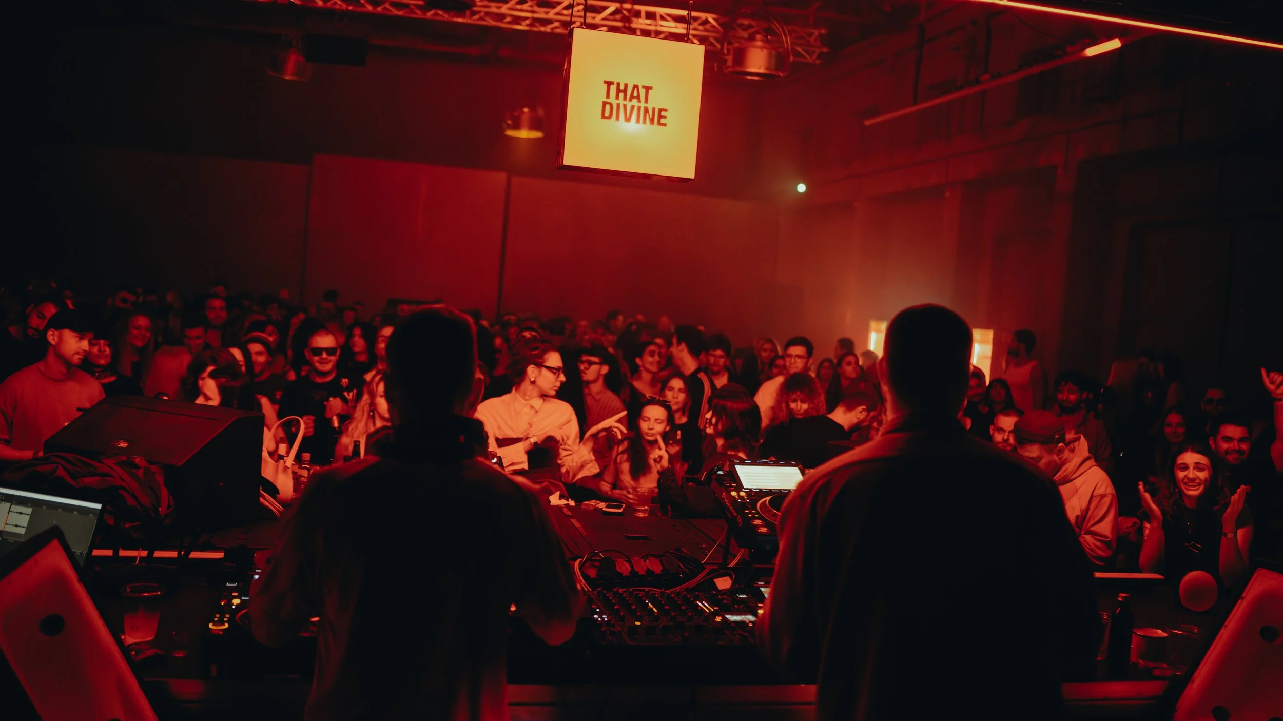 THAT DVINE Last Dance -295.jpg