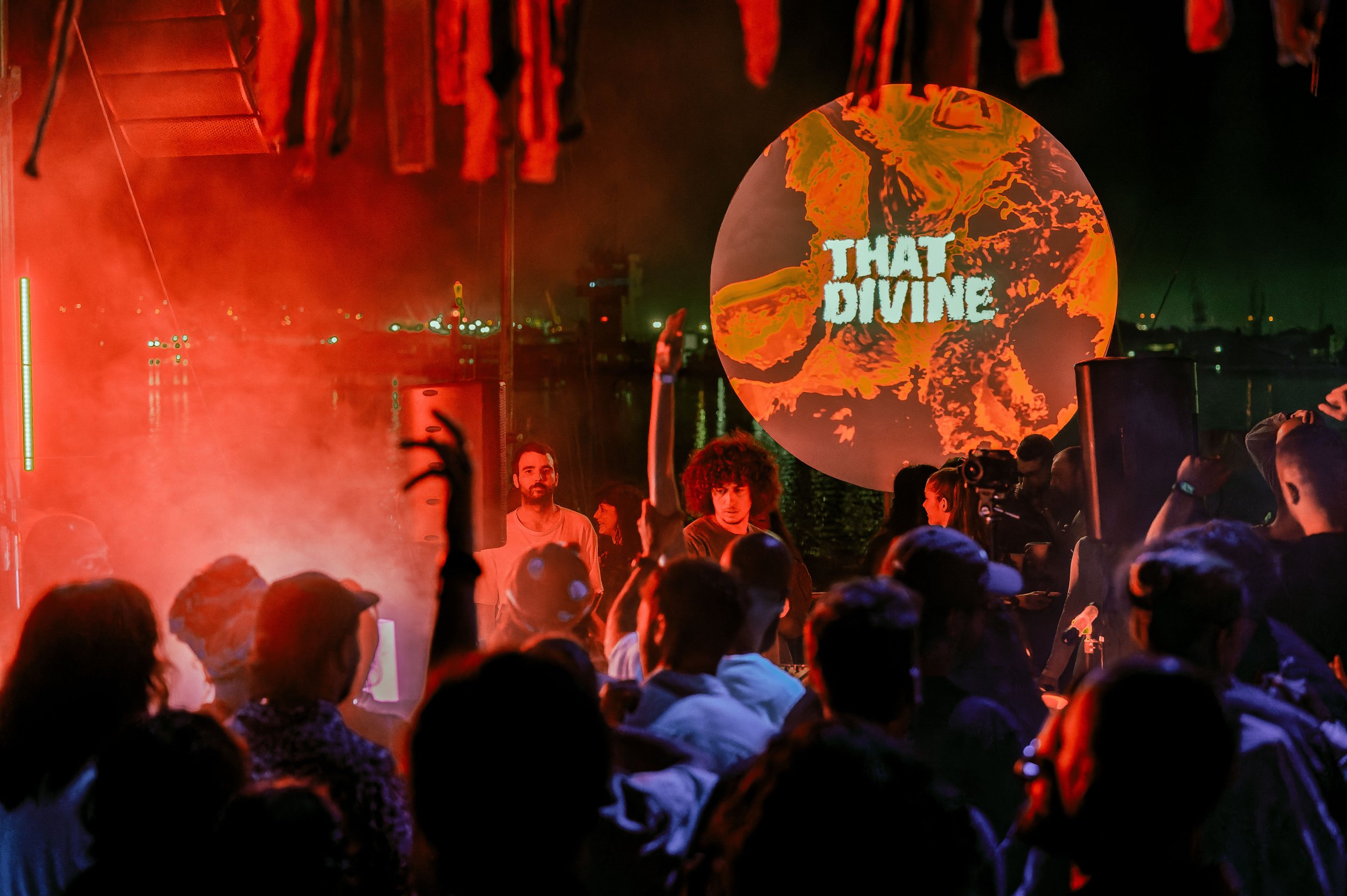 ТHAT DIVINE VARNA 2--200.jpg