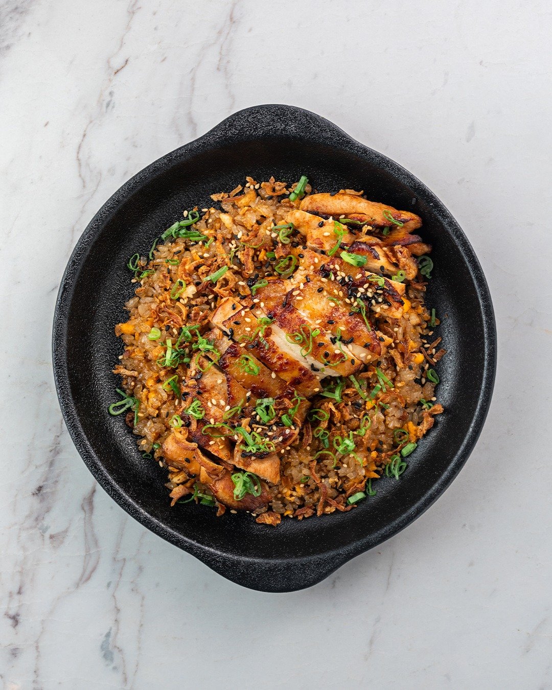Savoring every bite of this Chicken Fried Rice.

Reservations: +971 54 295 6504

#notonlyfishdubai #panasian #dubairestaurants #jlt