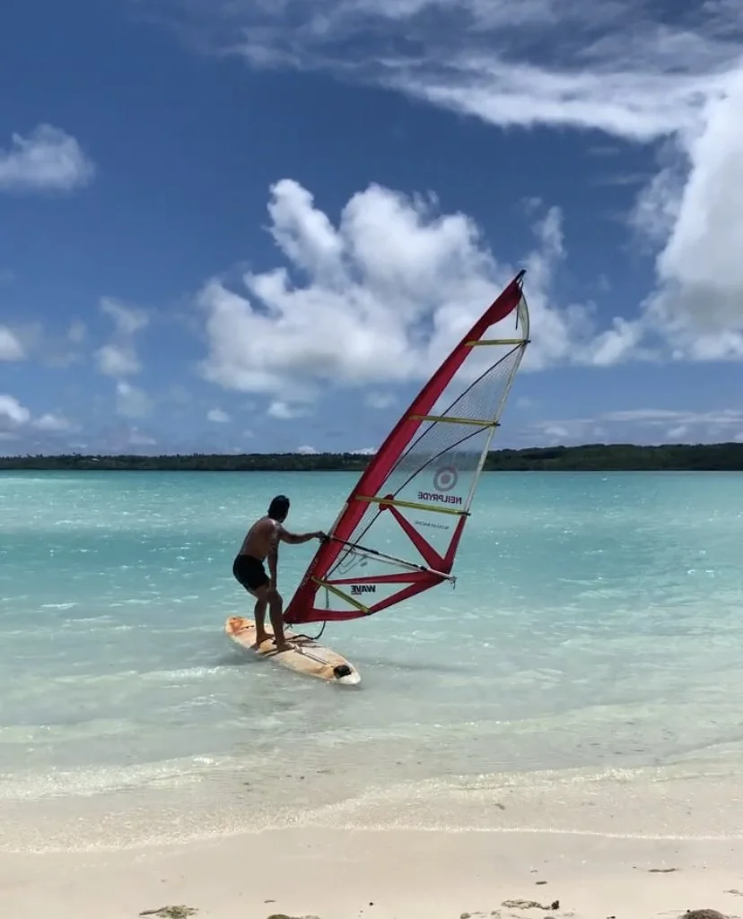 T windsurf.jpeg