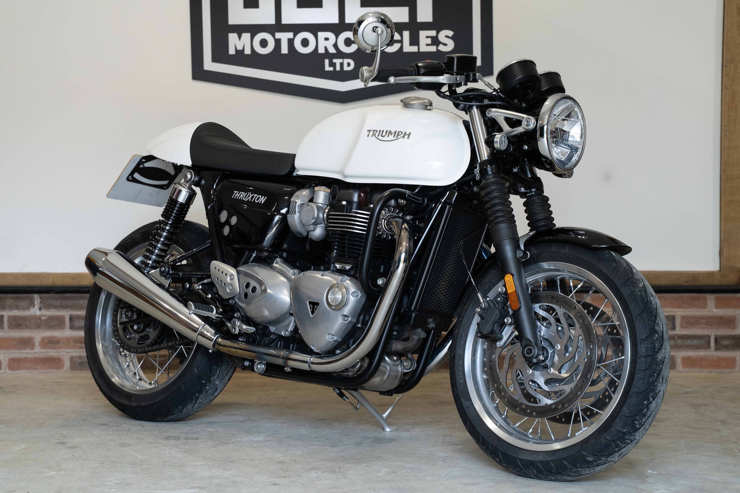 Triumph Thruxton 1200 (2016)