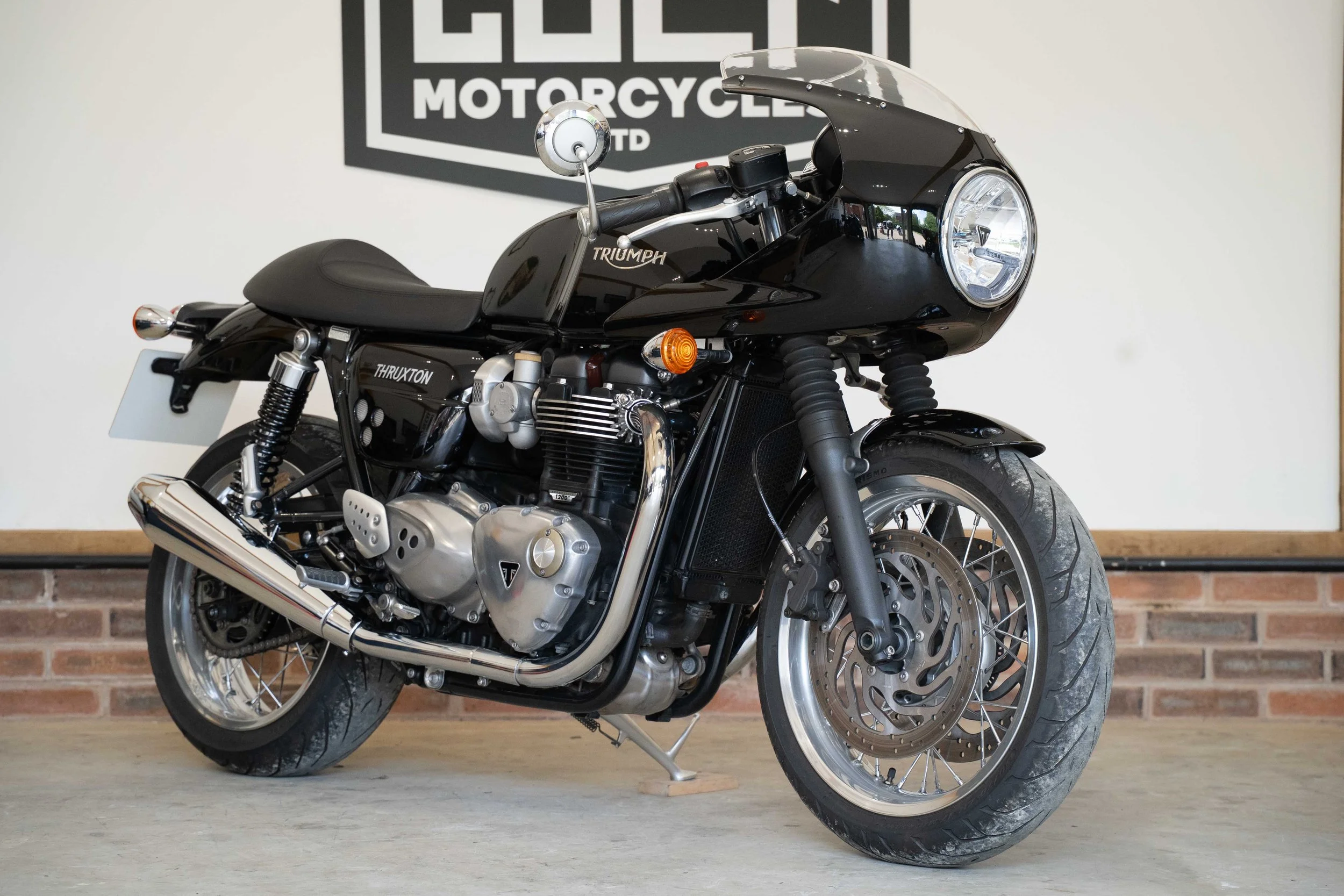 Triumph Thruxton 1200 (2016)