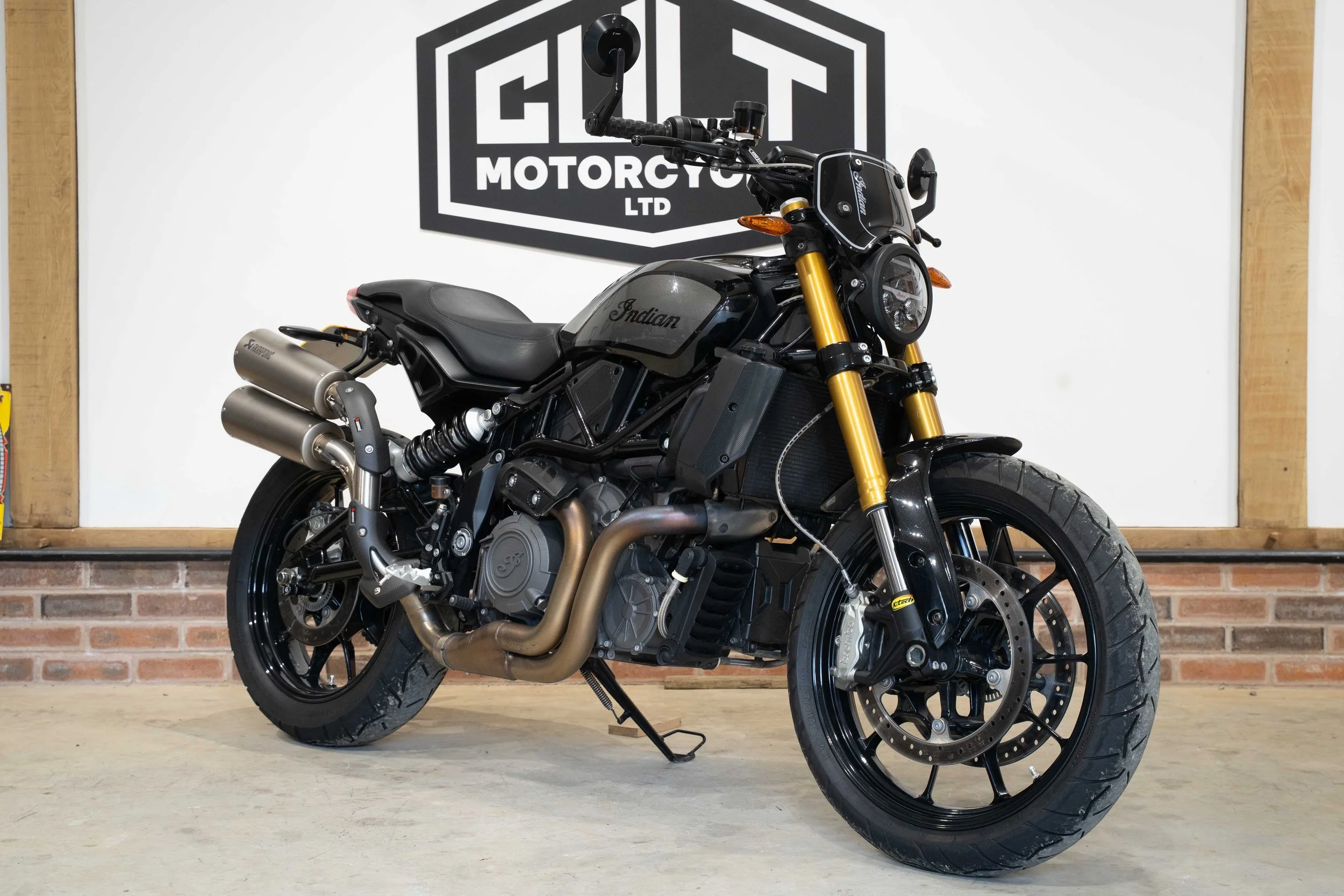 Indian FTR 1200 S (2021)
