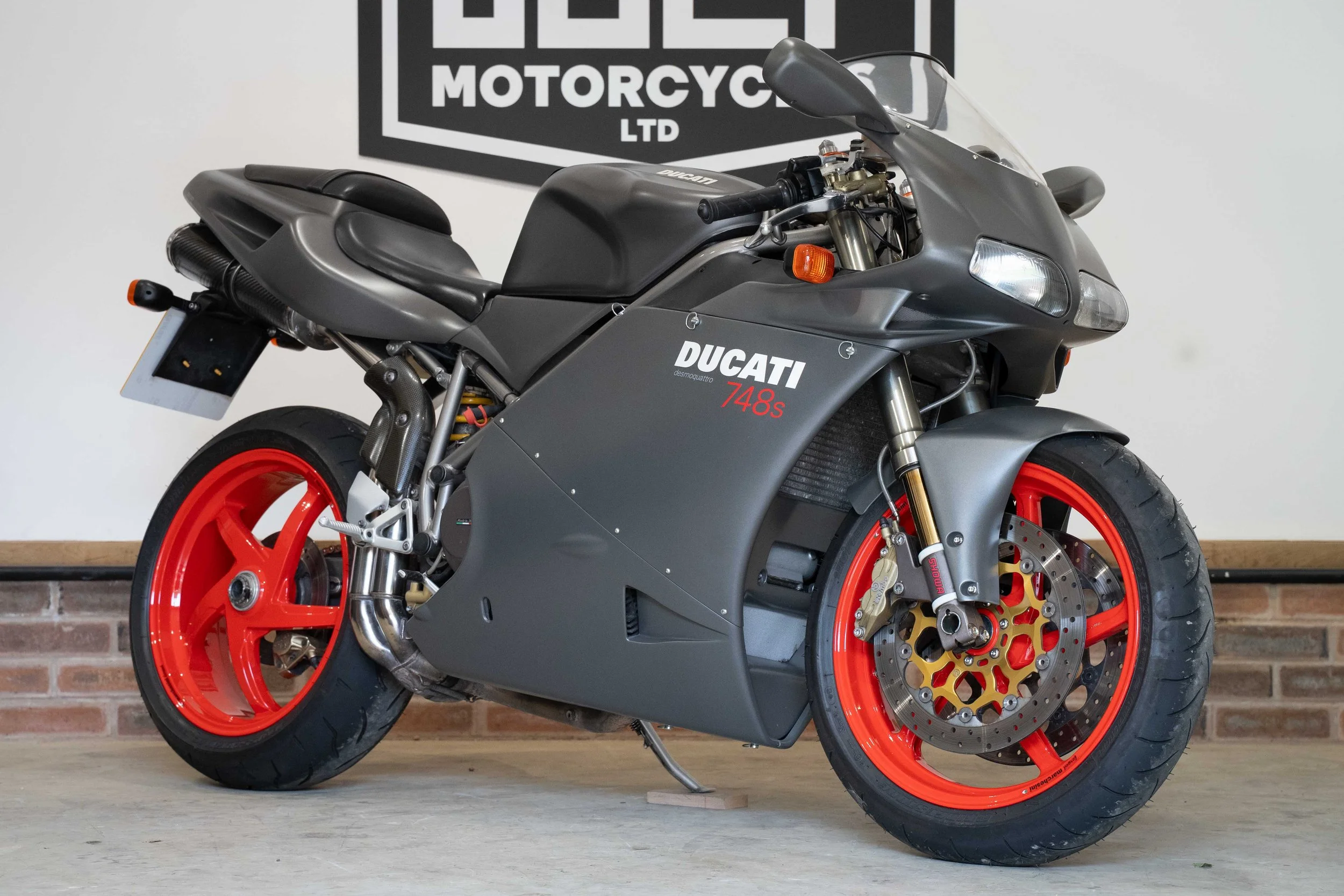 Ducati 748s (2002)