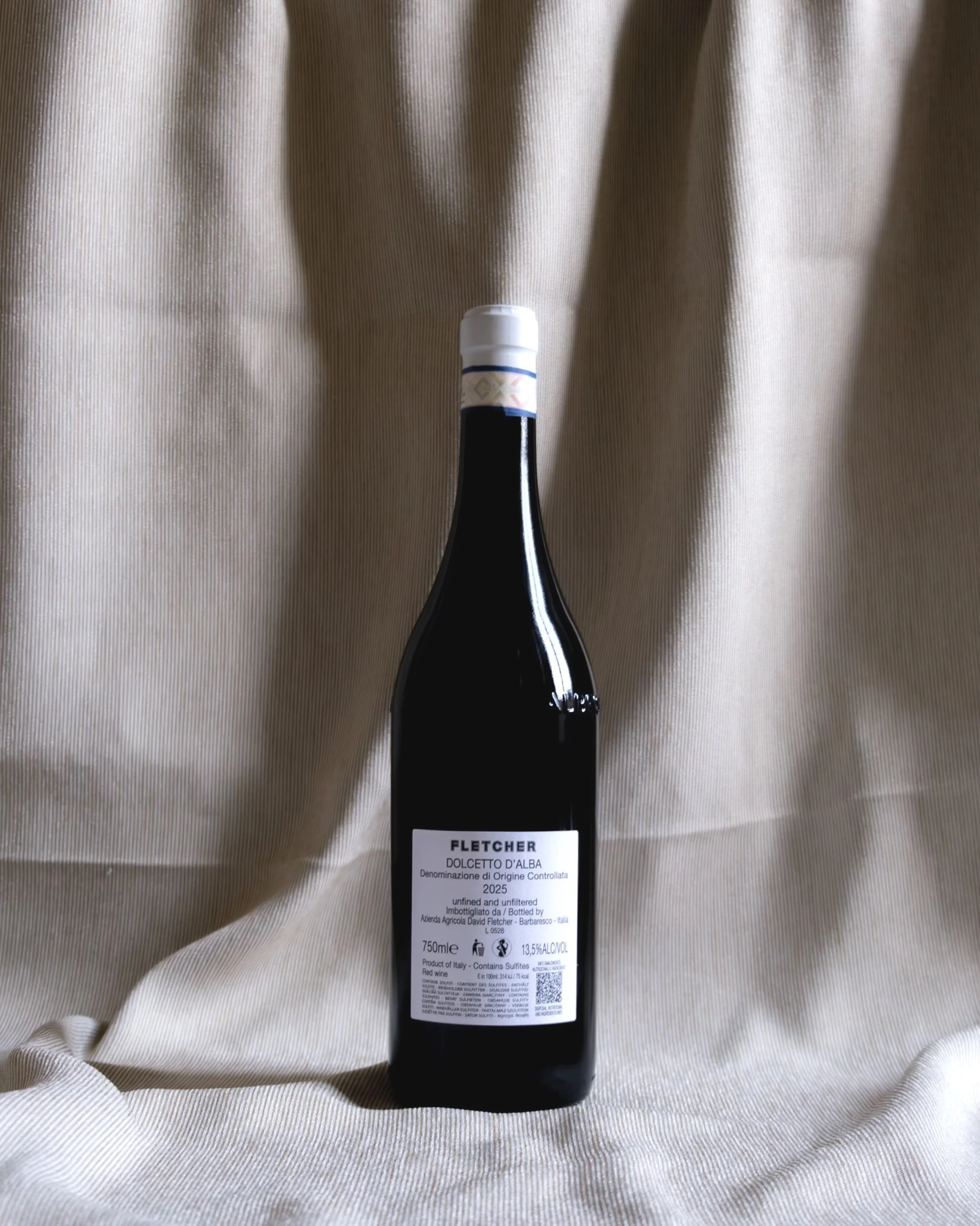 Fletcher+-+Cantina+della+Stazione+Dolcetto+d%E2%80%99Alba+DOC+2025_1.jpg