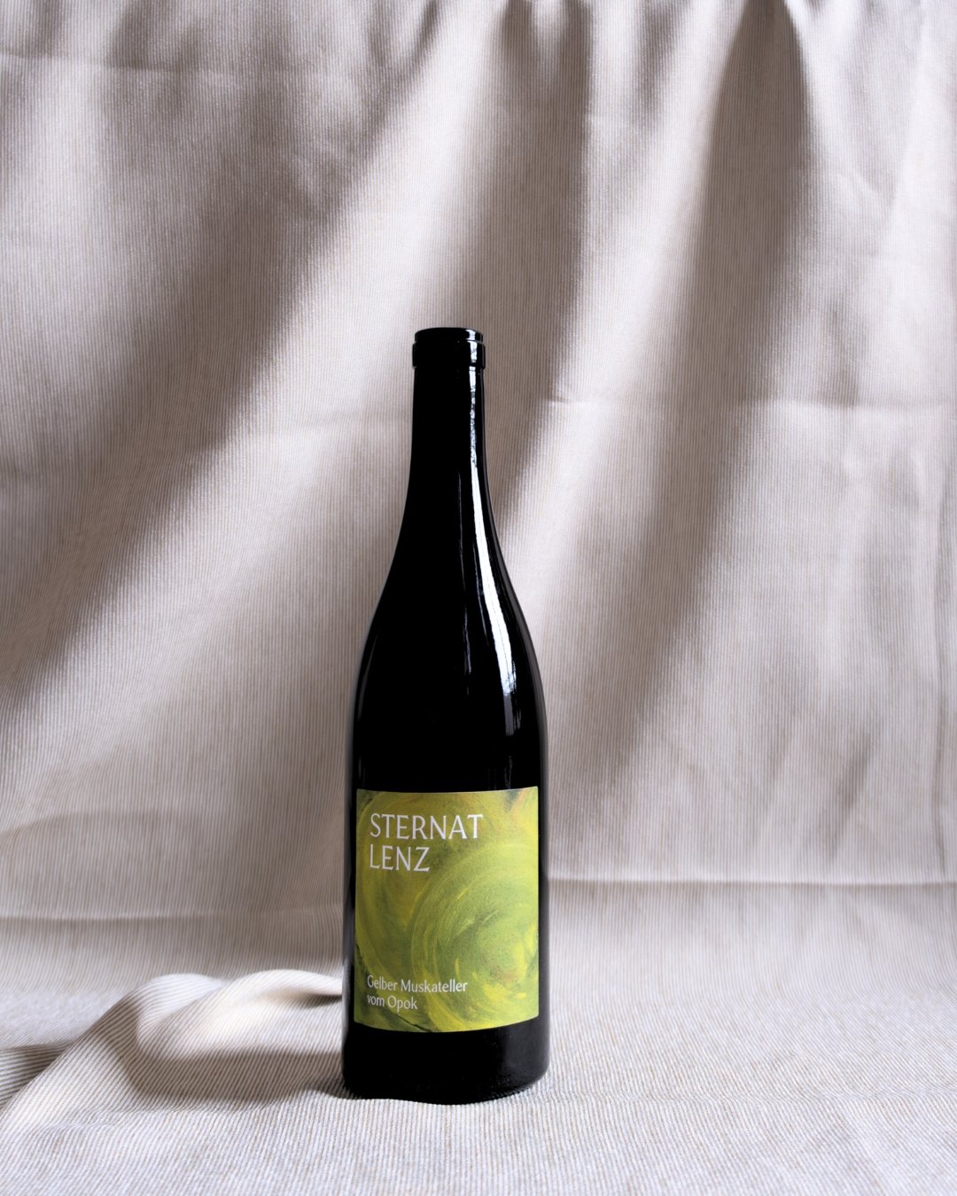 Sternat Lenz - Gelber Muskateller vom Opok 2025 Bio.jpg