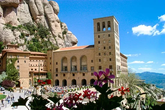 montserrat-barcelona-1.webp