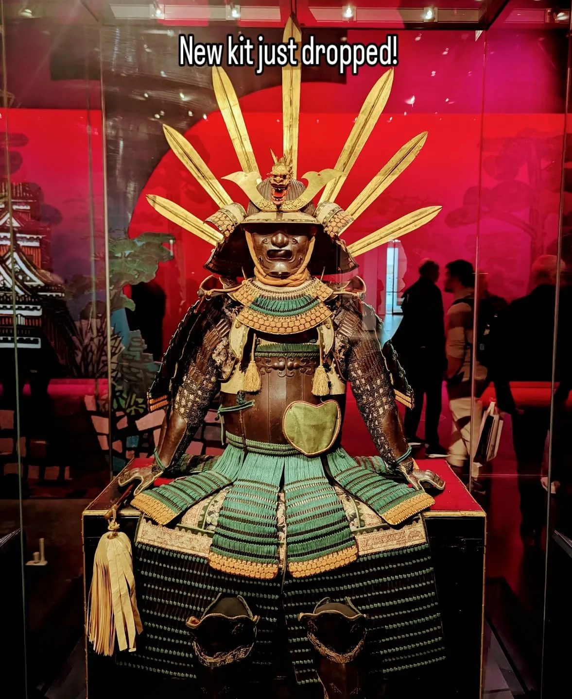 Allows easy movement, breathable in warm weather, terrifying mask and deadly blades as standard #morrisdancing #sowdreadintheheartsofyourenemies