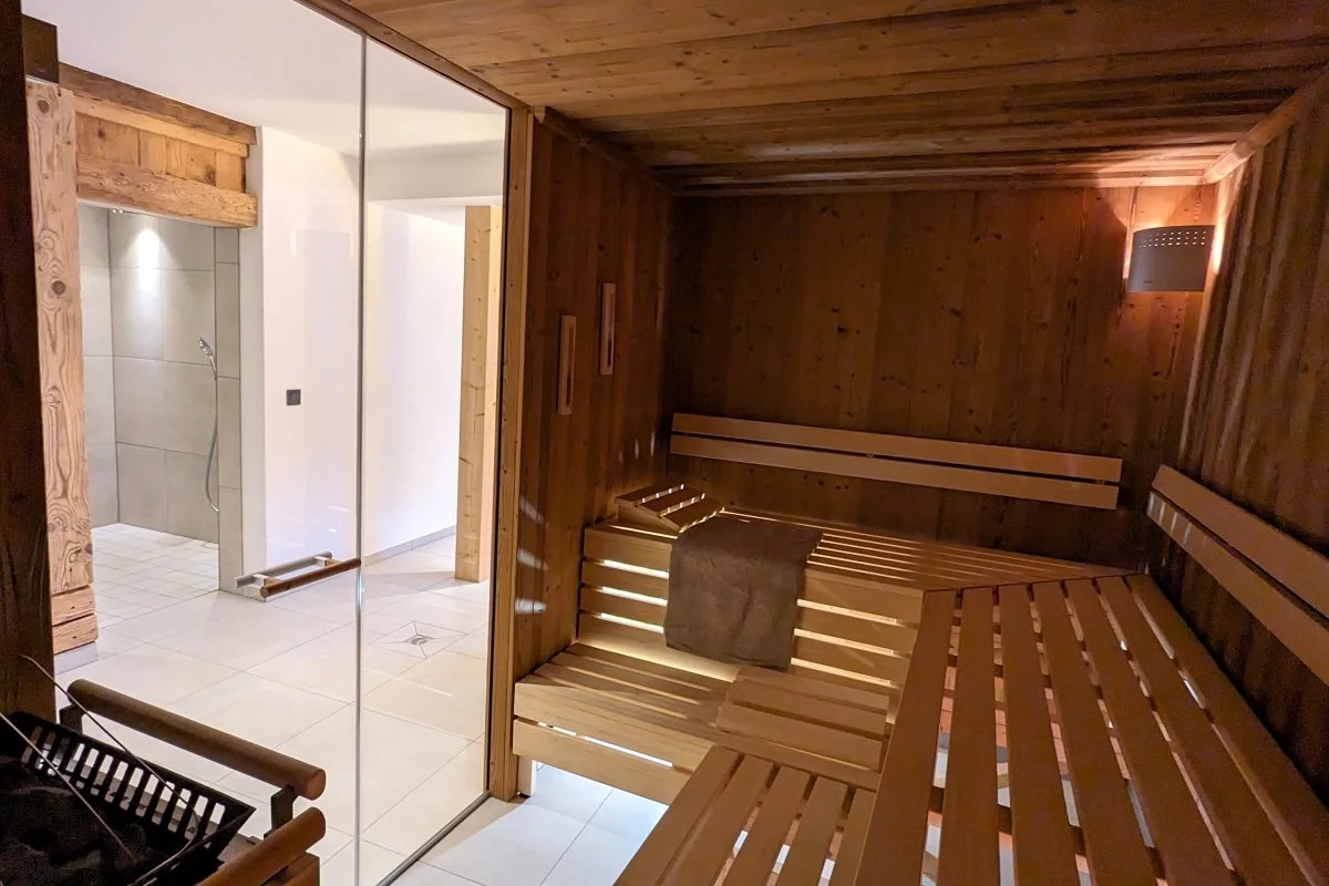 Bruderhof_Sauna-3.jpg