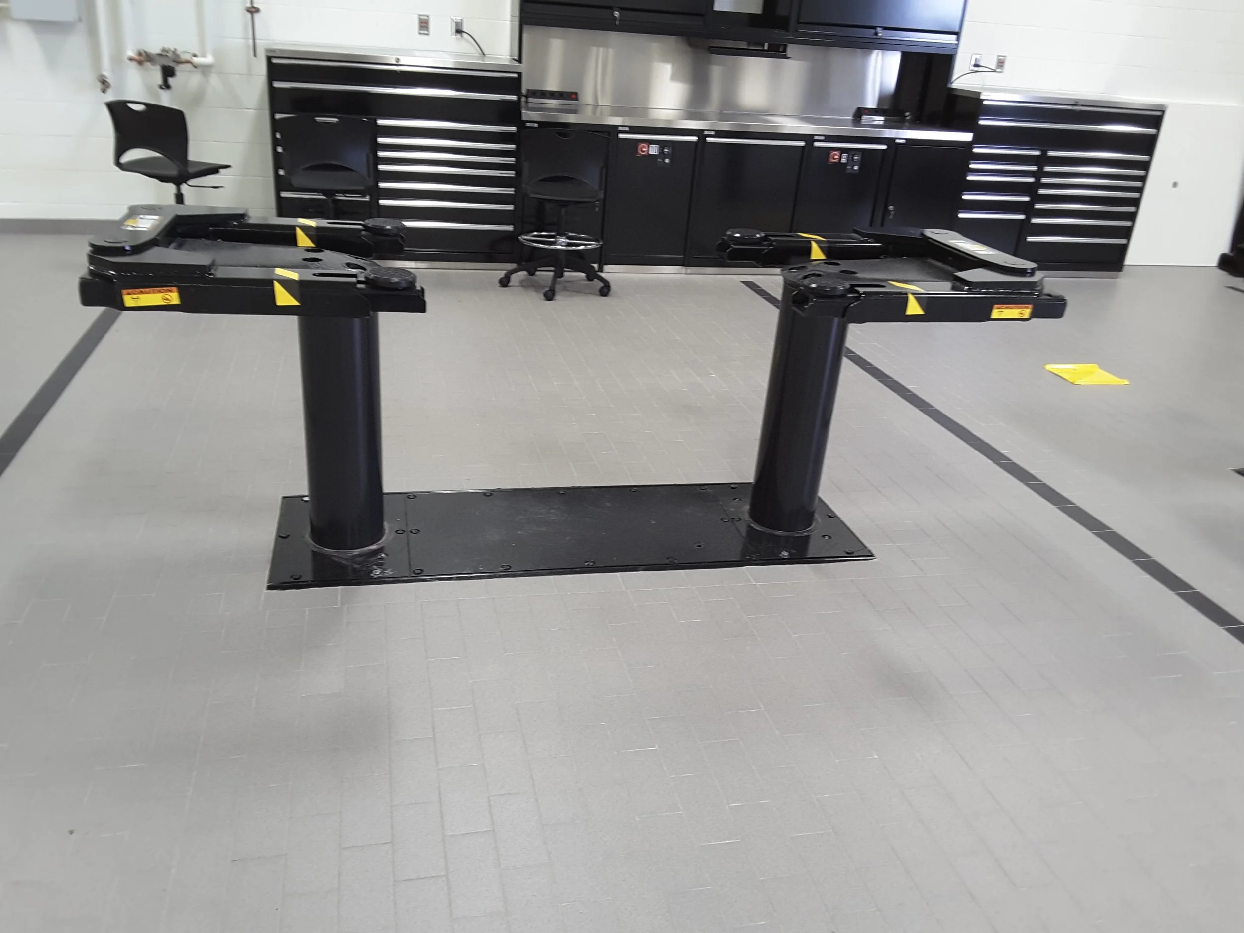 Rotary In-Ground Lift.jpg