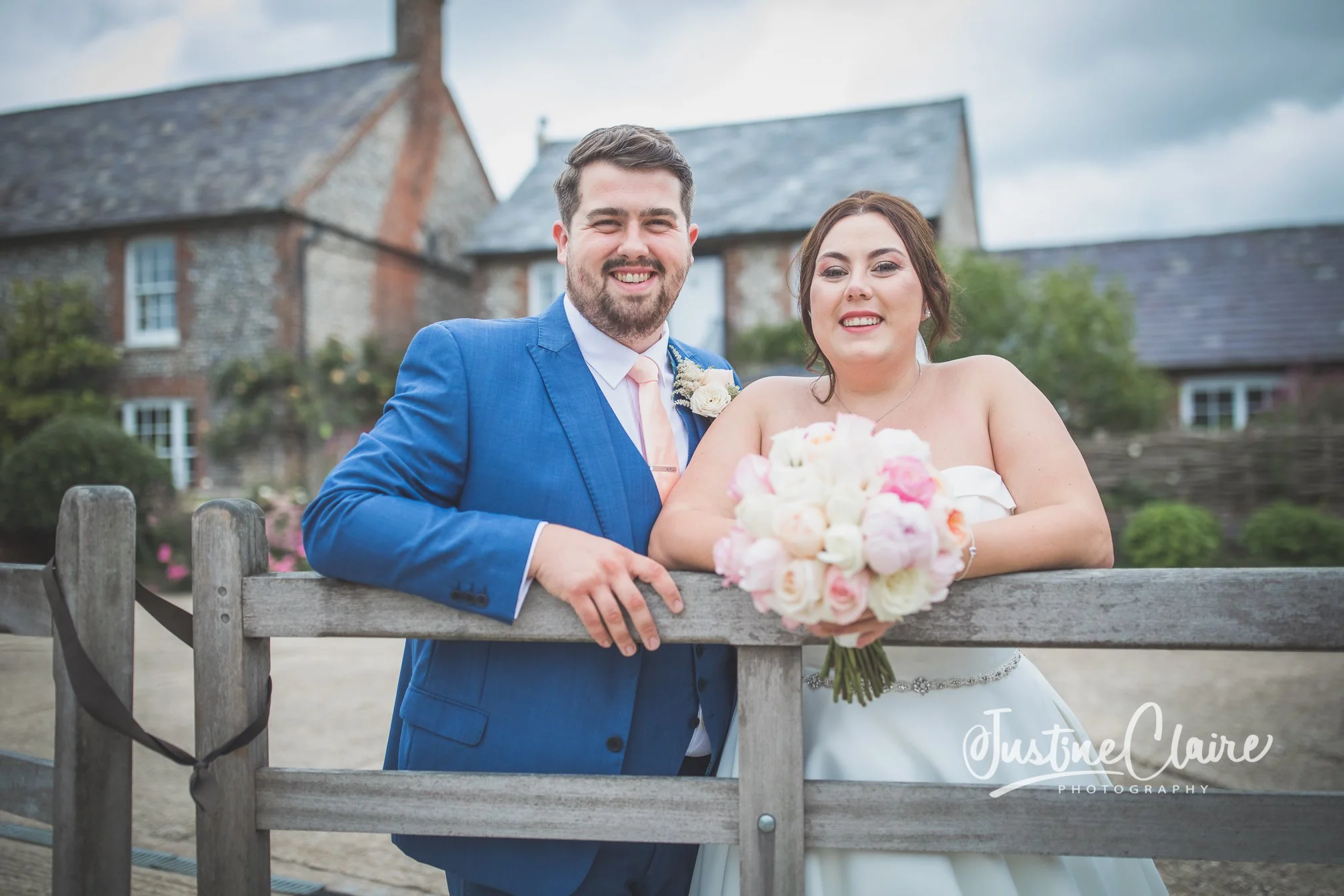 upwaltham Barn photographers wedding-2-2.jpg