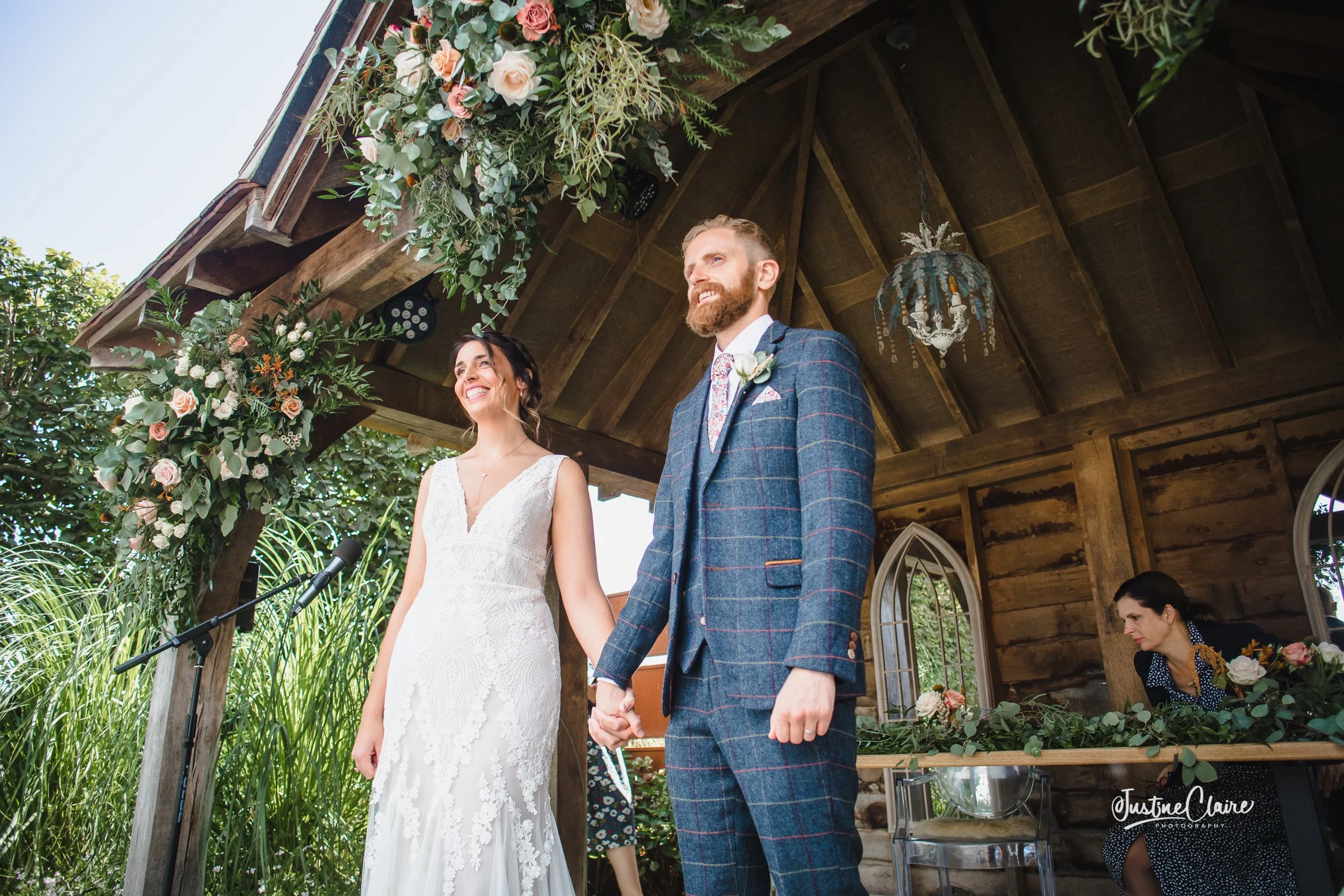 southend barns wedding justine claire photography-4.jpg