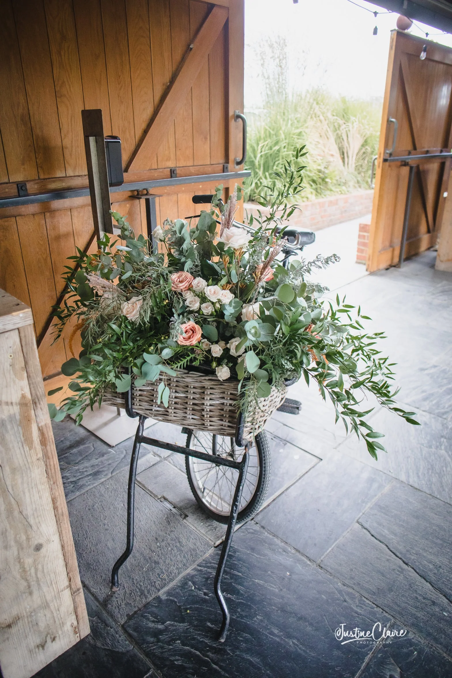 southend barns wedding justine claire photography-14.jpg