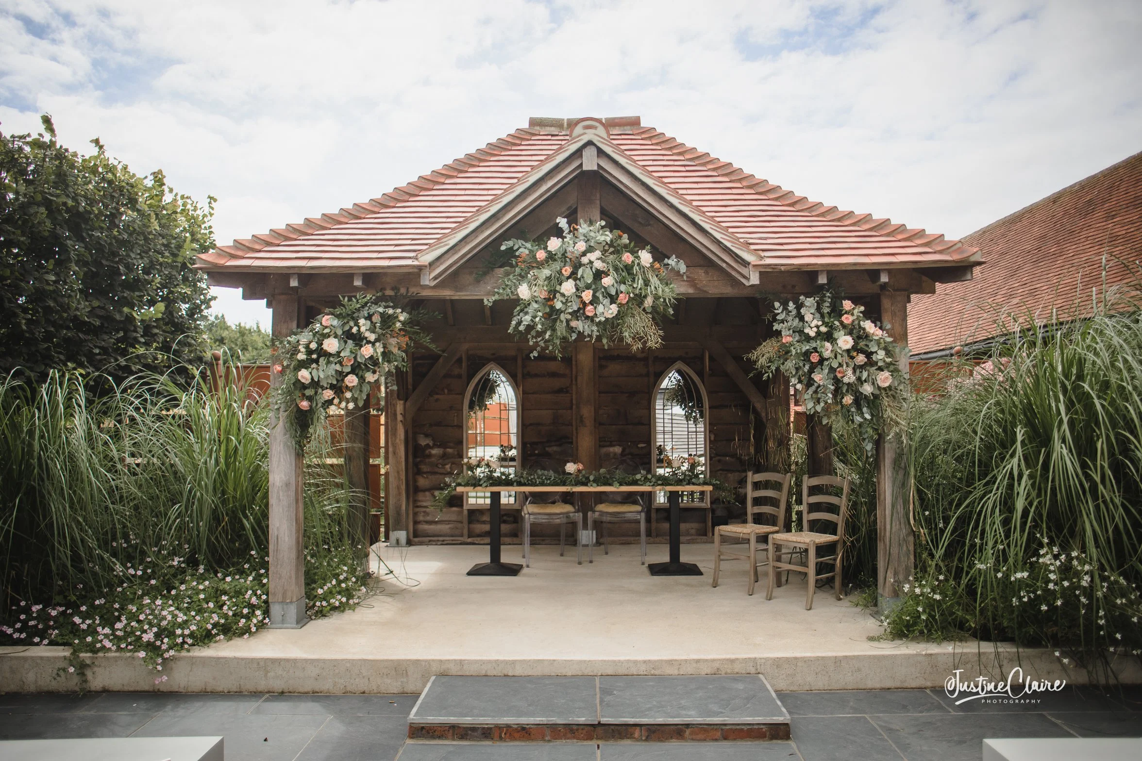 southend barns wedding justine claire photography-18.jpg