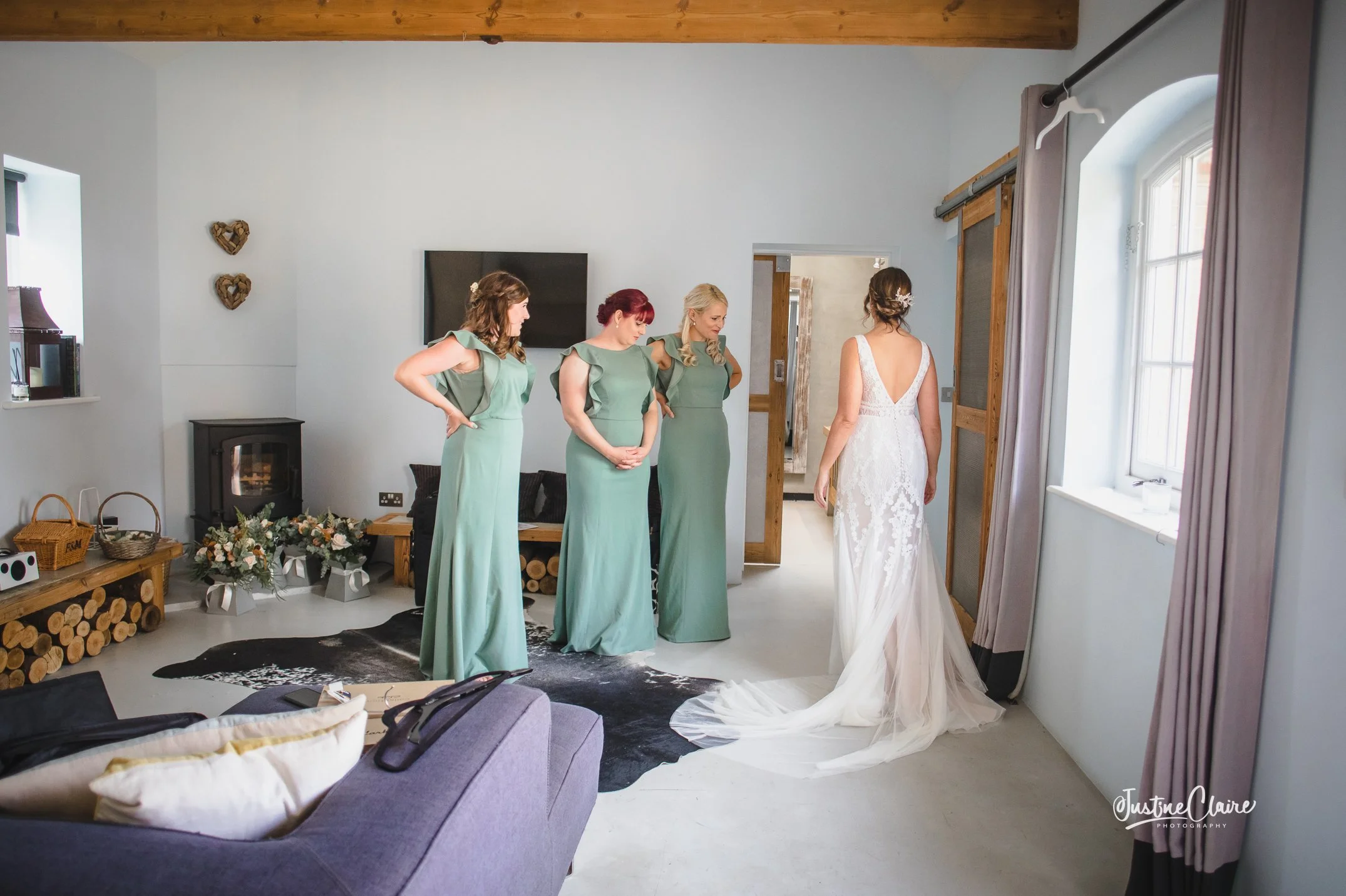 southend barns wedding justine claire photography-26.jpg