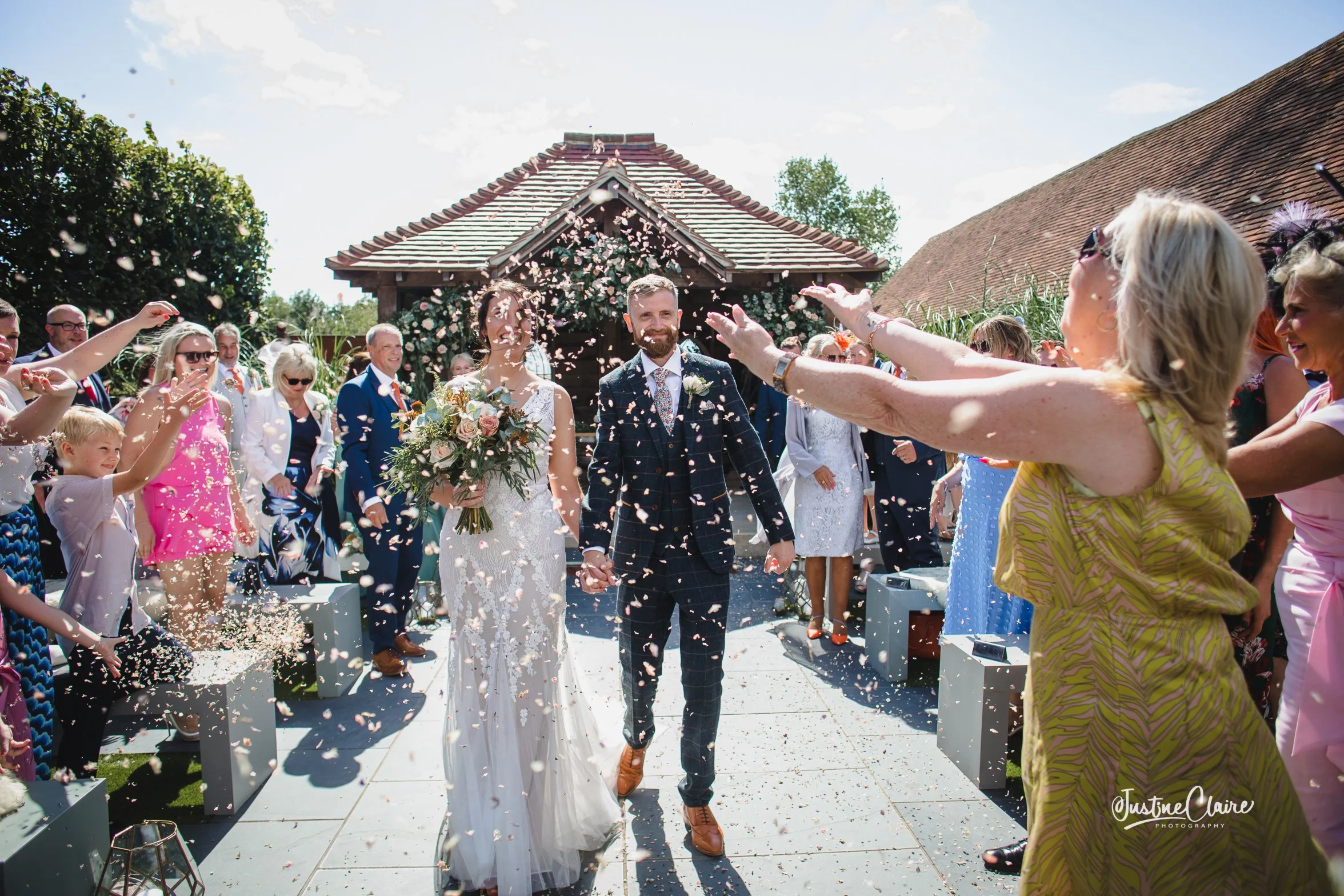 southend barns wedding justine claire photography-89.jpg