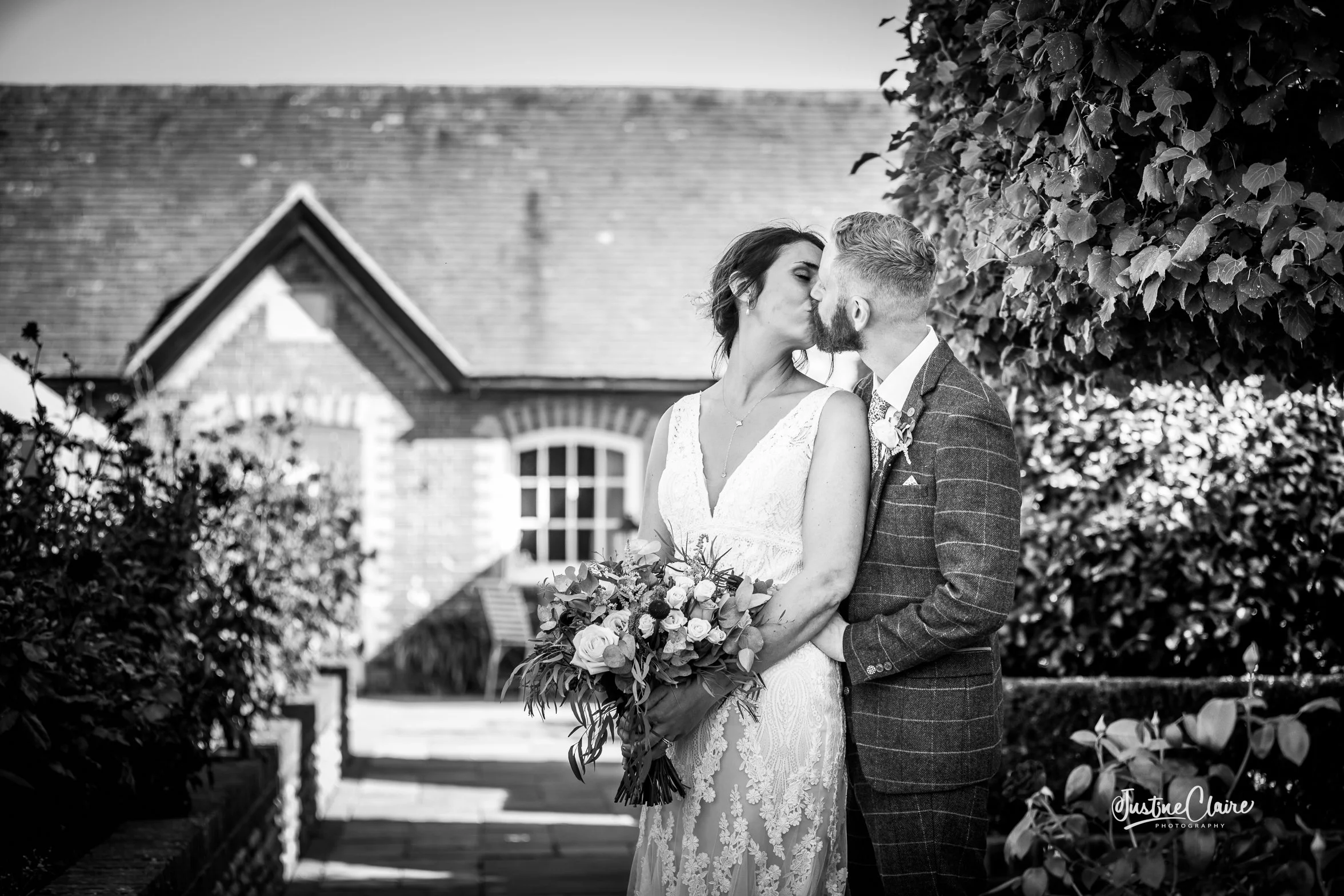 southend barns wedding justine claire photography-168.jpg
