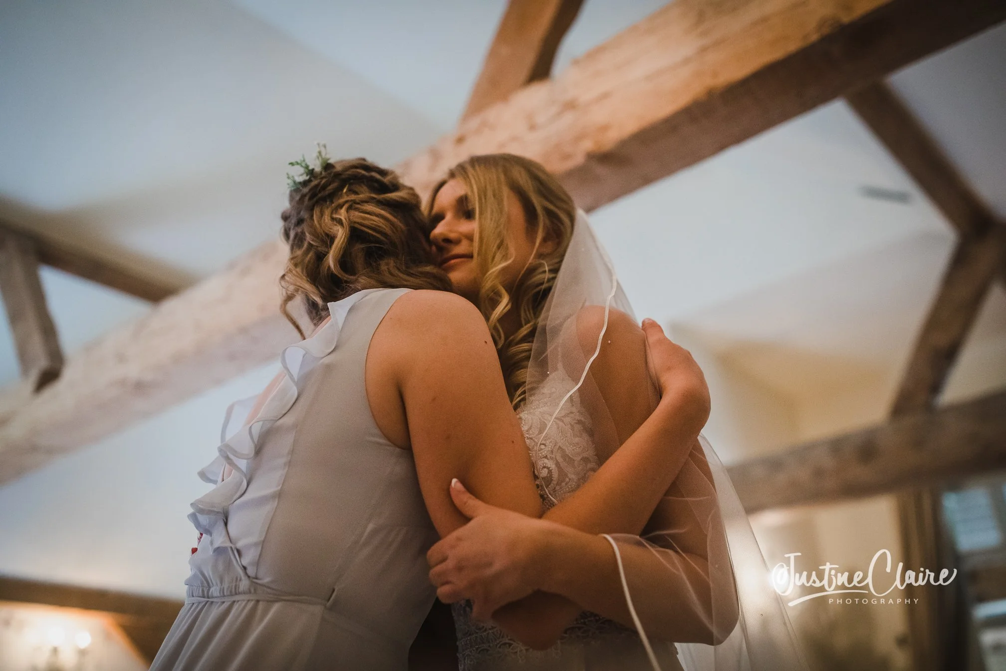 Upwaltham Barns wedding photography august21-62.jpg