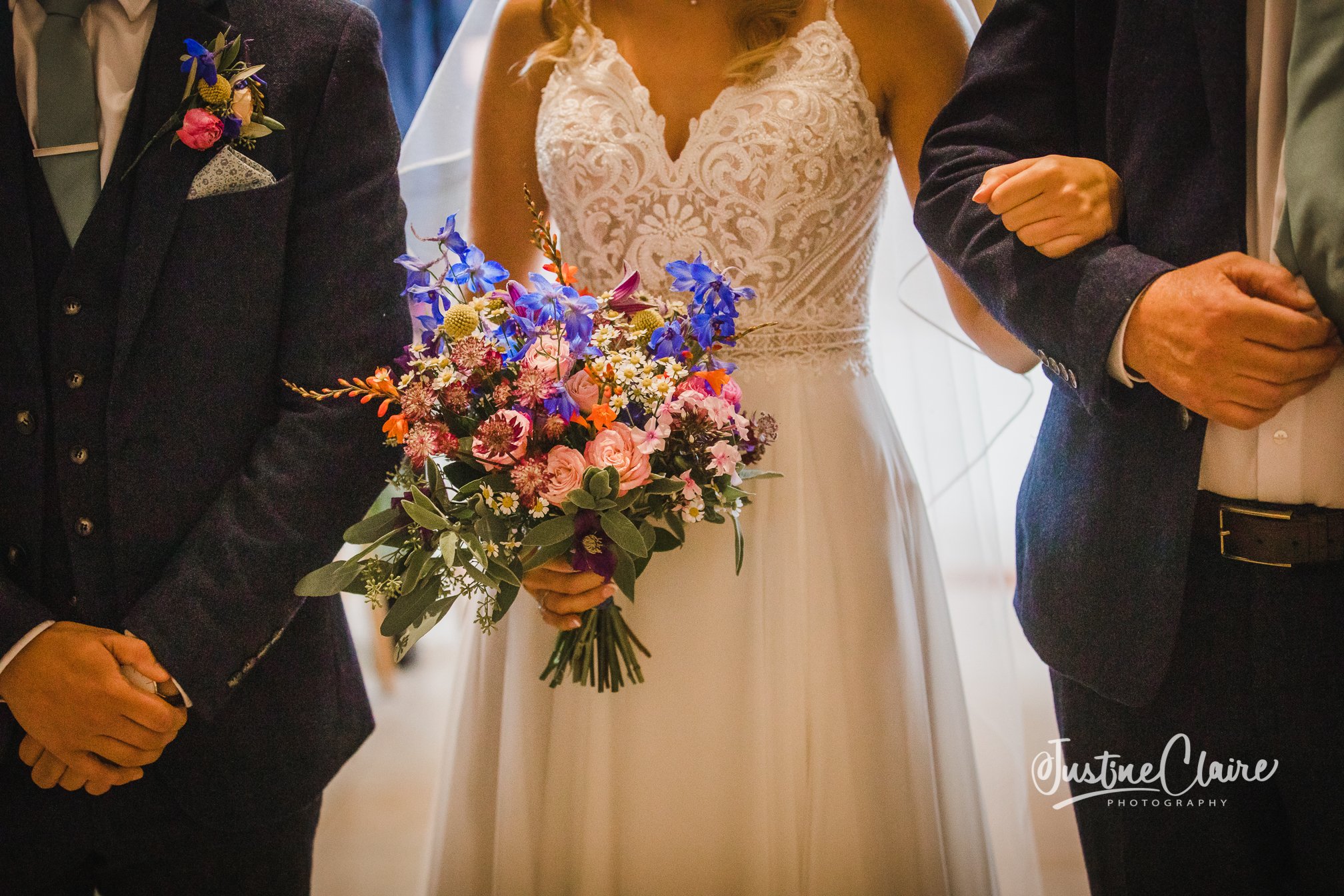 Upwaltham Barns wedding photography august21-106.jpg