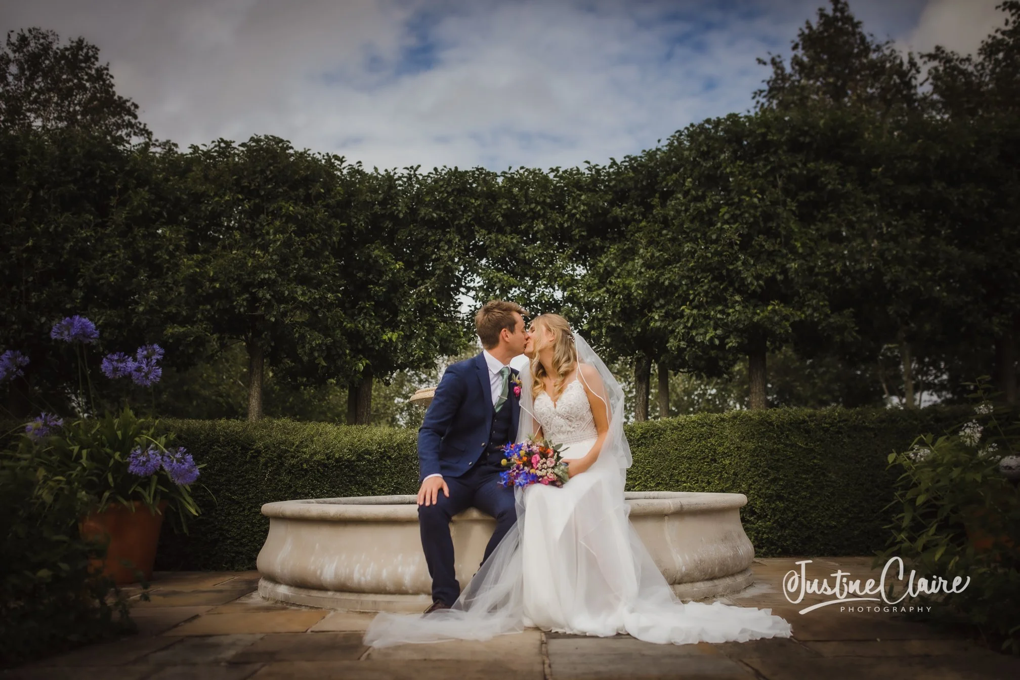 Weddings at Upwaltham Barns west sussex photographers-251.jpg