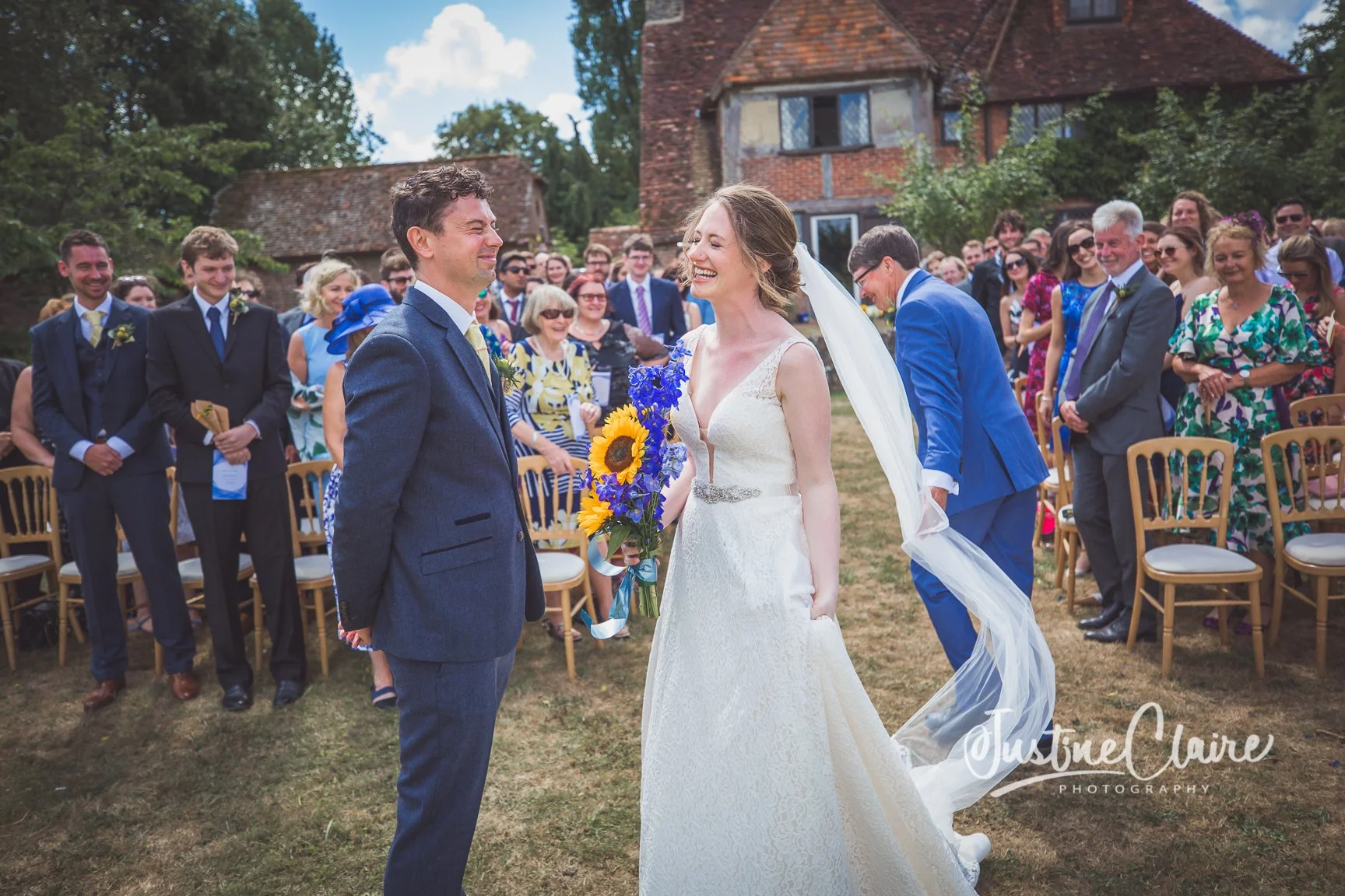 pekes manor wedding photographers hailsham east sussex-14.jpg