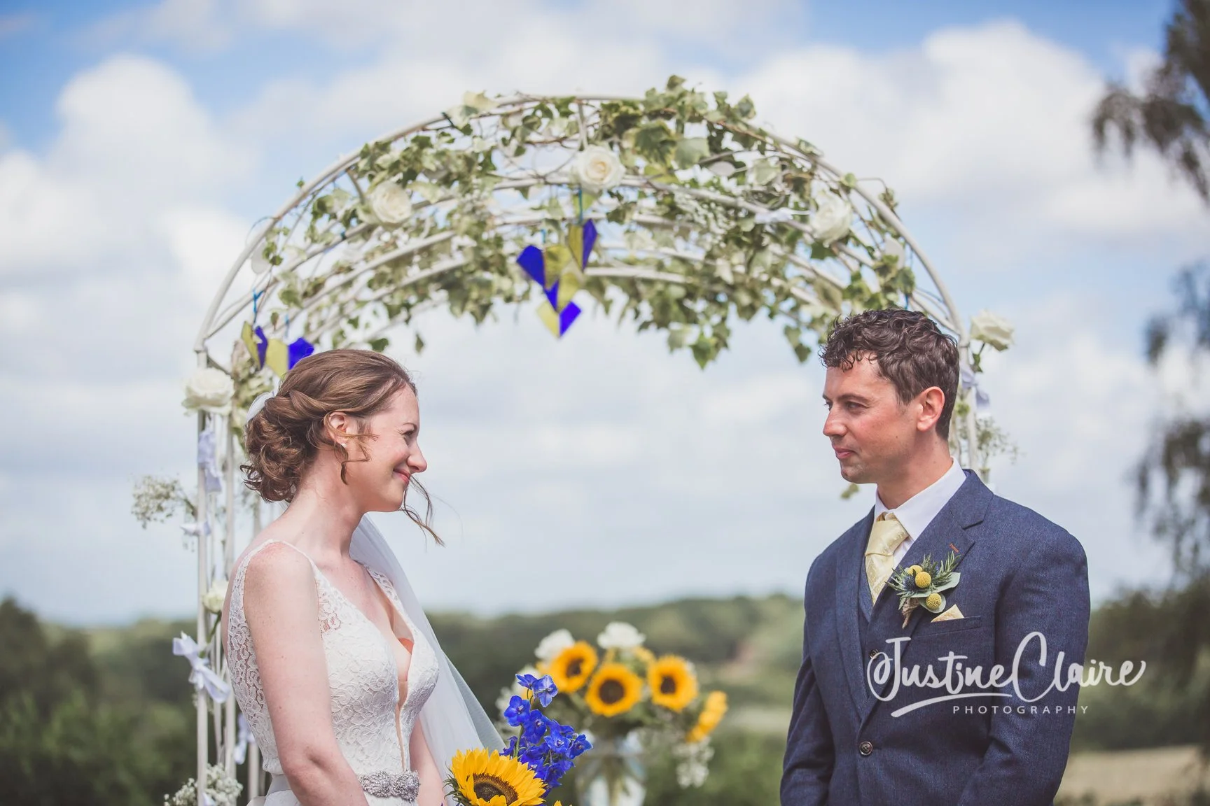 pekes manor wedding photographers photography hailsham east sussex-47.jpg