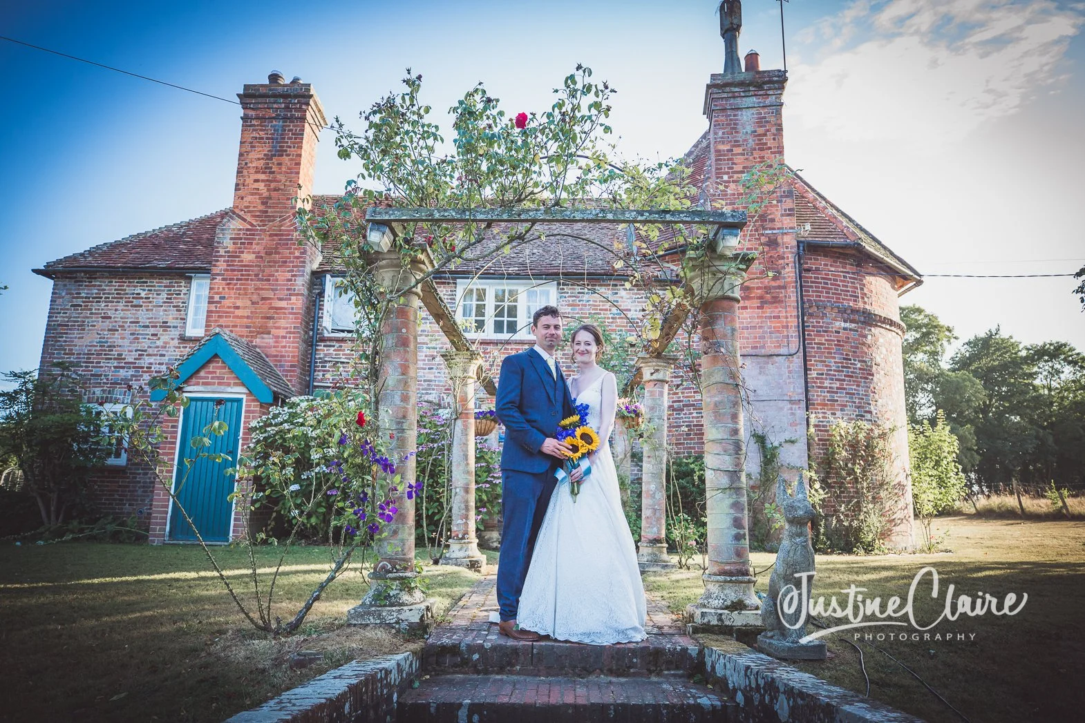 pekes manor wedding photographers photography hailsham east sussex-104.jpg
