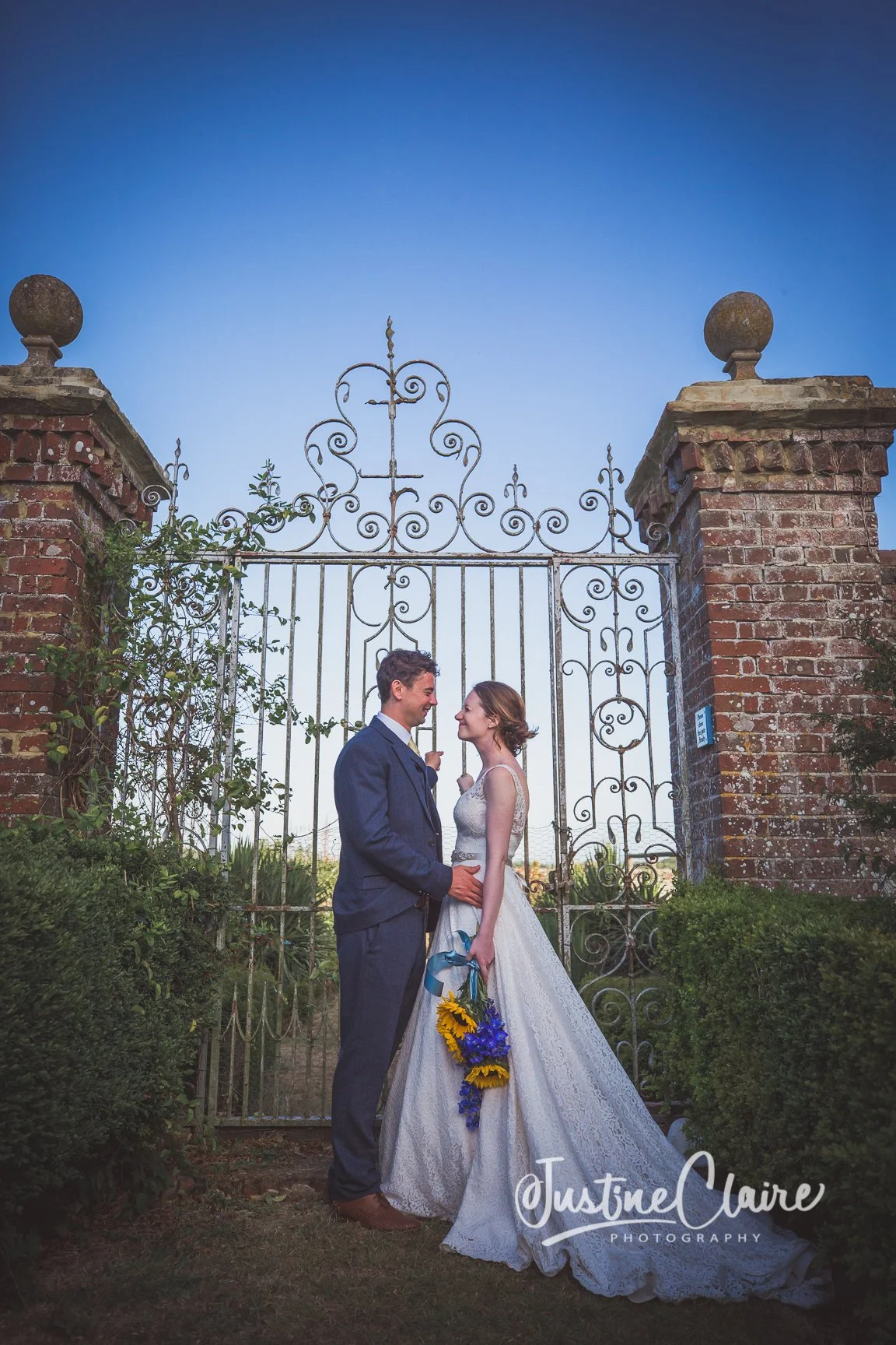 pekes manor wedding photographers photography hailsham east sussex-106.jpg