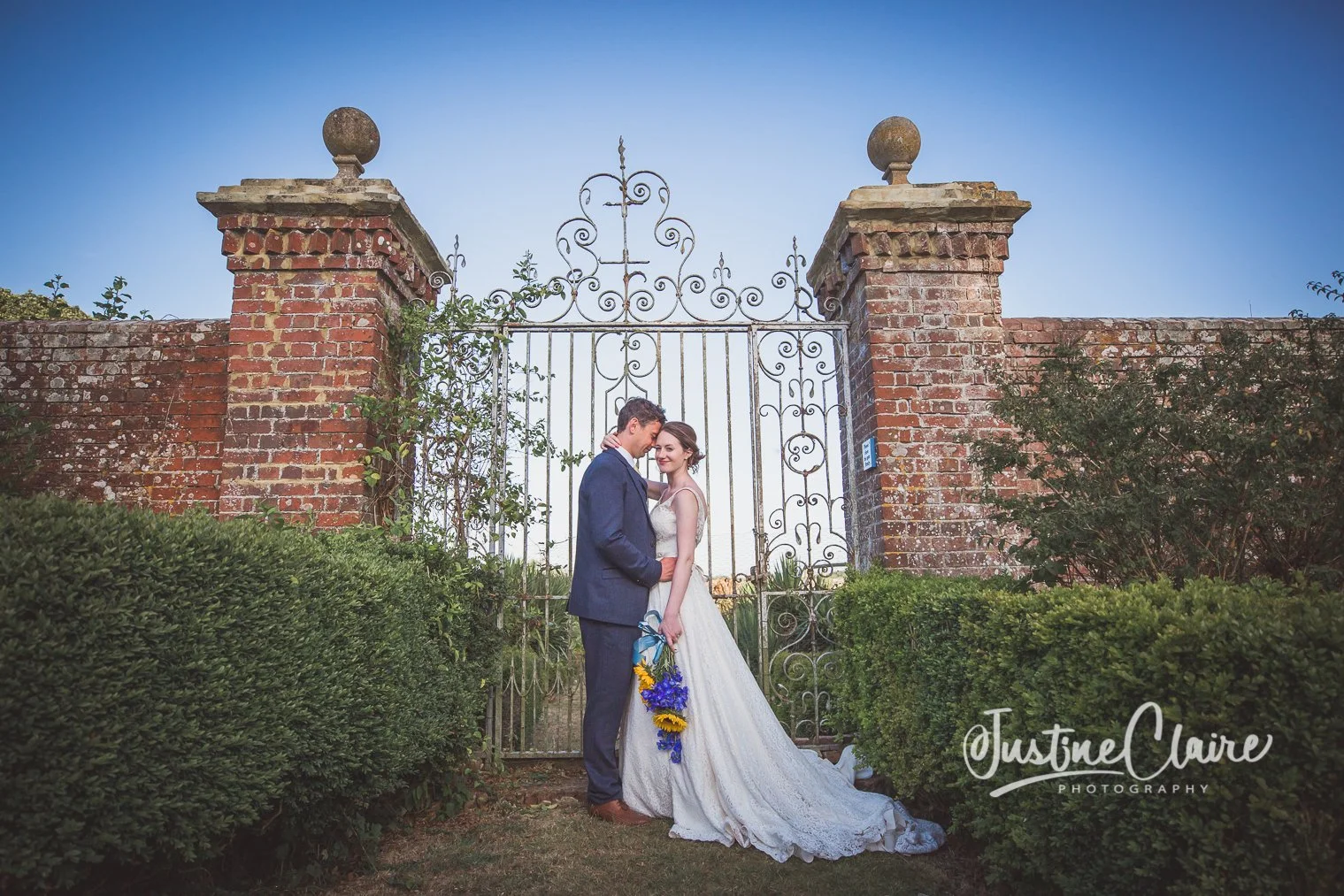 pekes manor wedding photographers photography hailsham east sussex-109.jpg