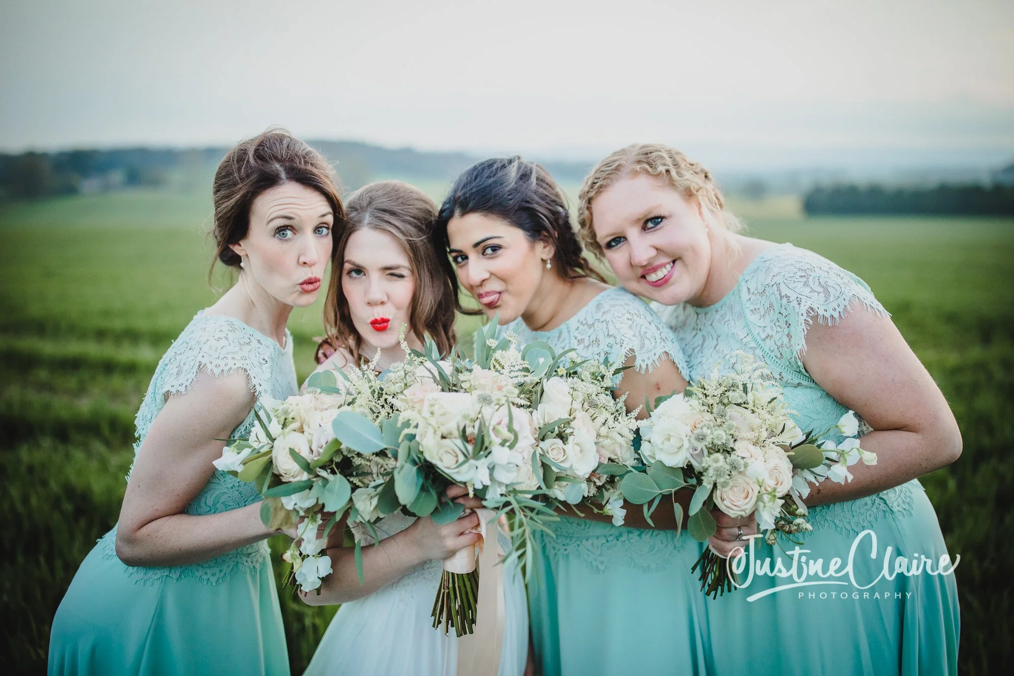 wedding photographers at Fitzleroi Barn Fittleworth Petworth Pulborough-143.jpg