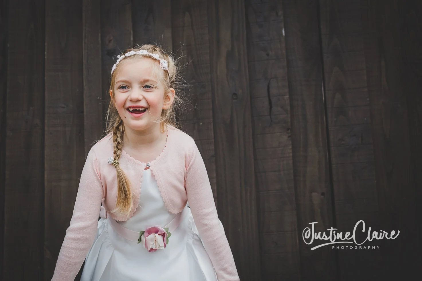 wedding photographers at Fitzleroi Barn Fittleworth Petworth Pulborough-77.jpg