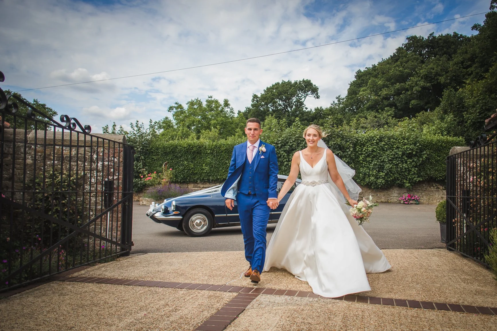 Fitzleroi barn best photographers st marys fittleworth church ceremony-117.jpg