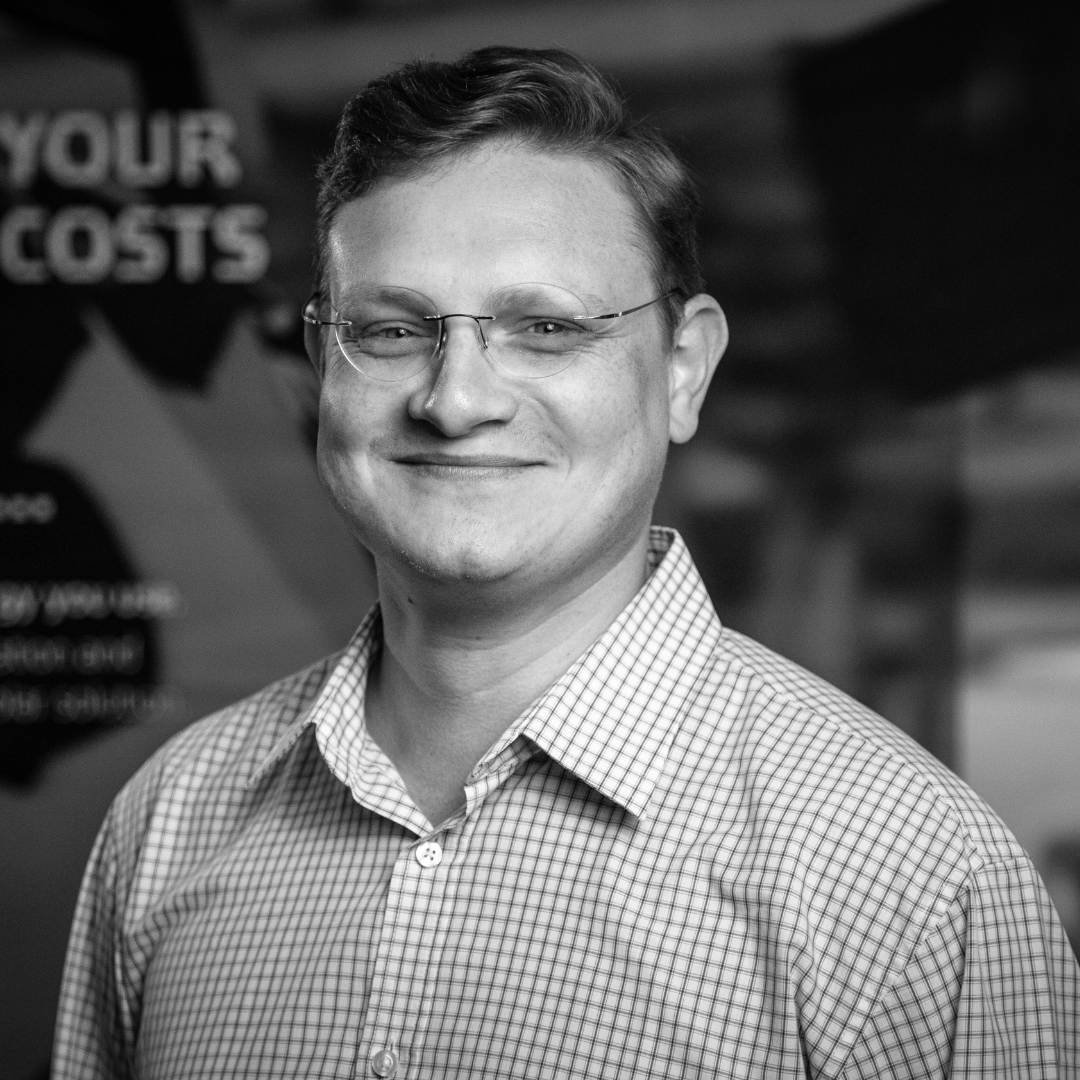 Ebèrhardt Königk Solar & Battery Design Specialist