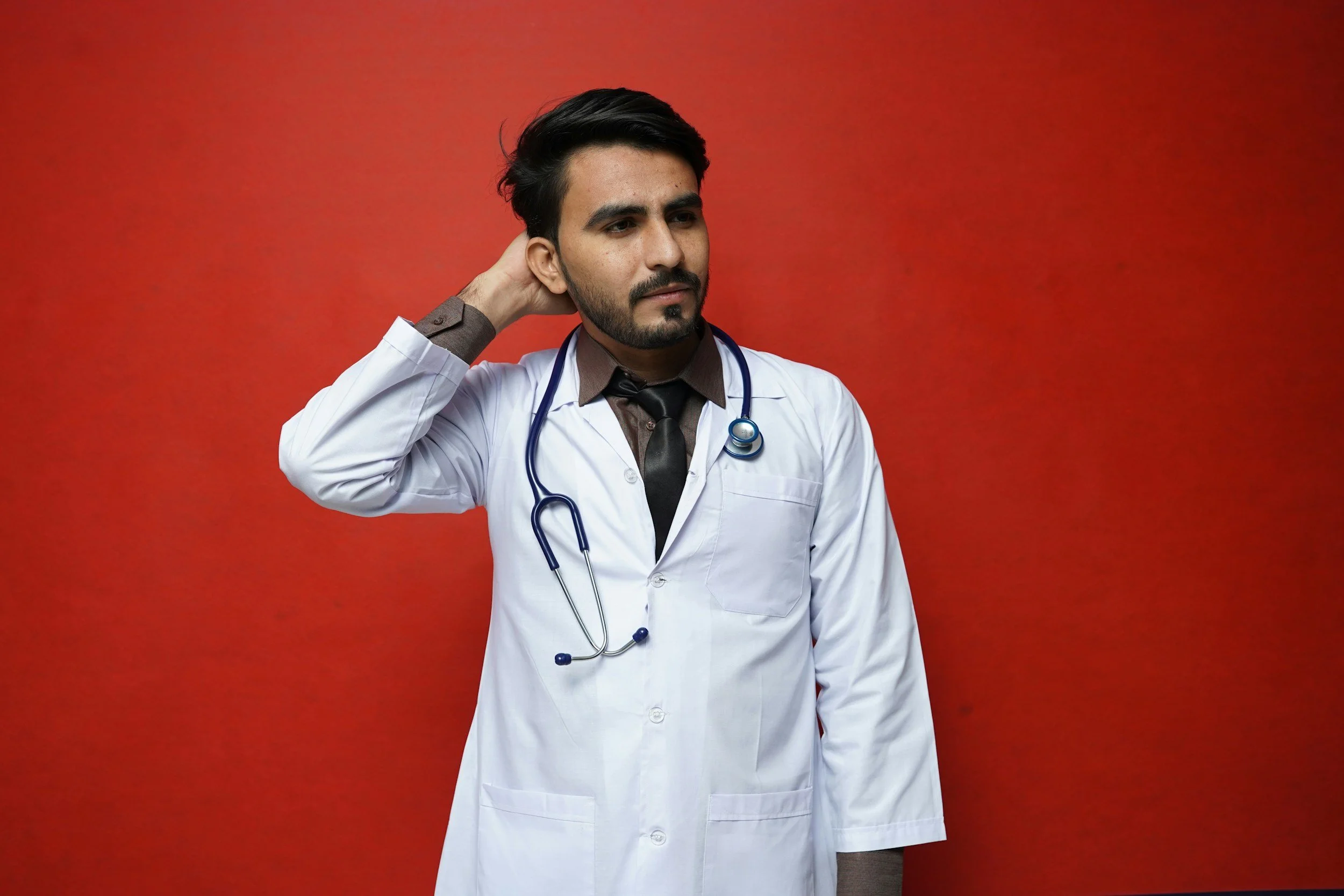 The MD’s Quick Guide to Relational Neurodivergence: 5 Signs a Patient’s Marriage Might Be Driving Their Symptoms