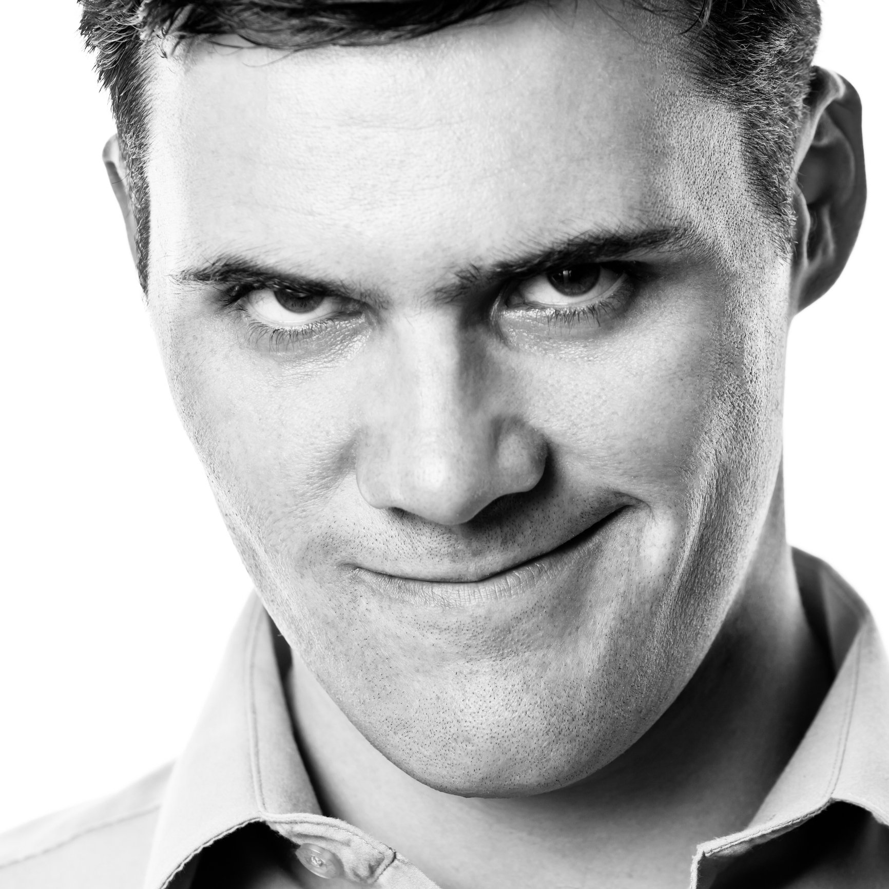 How Narcissists Use Humor to Manipulate Their Friends (and How to Stop It)