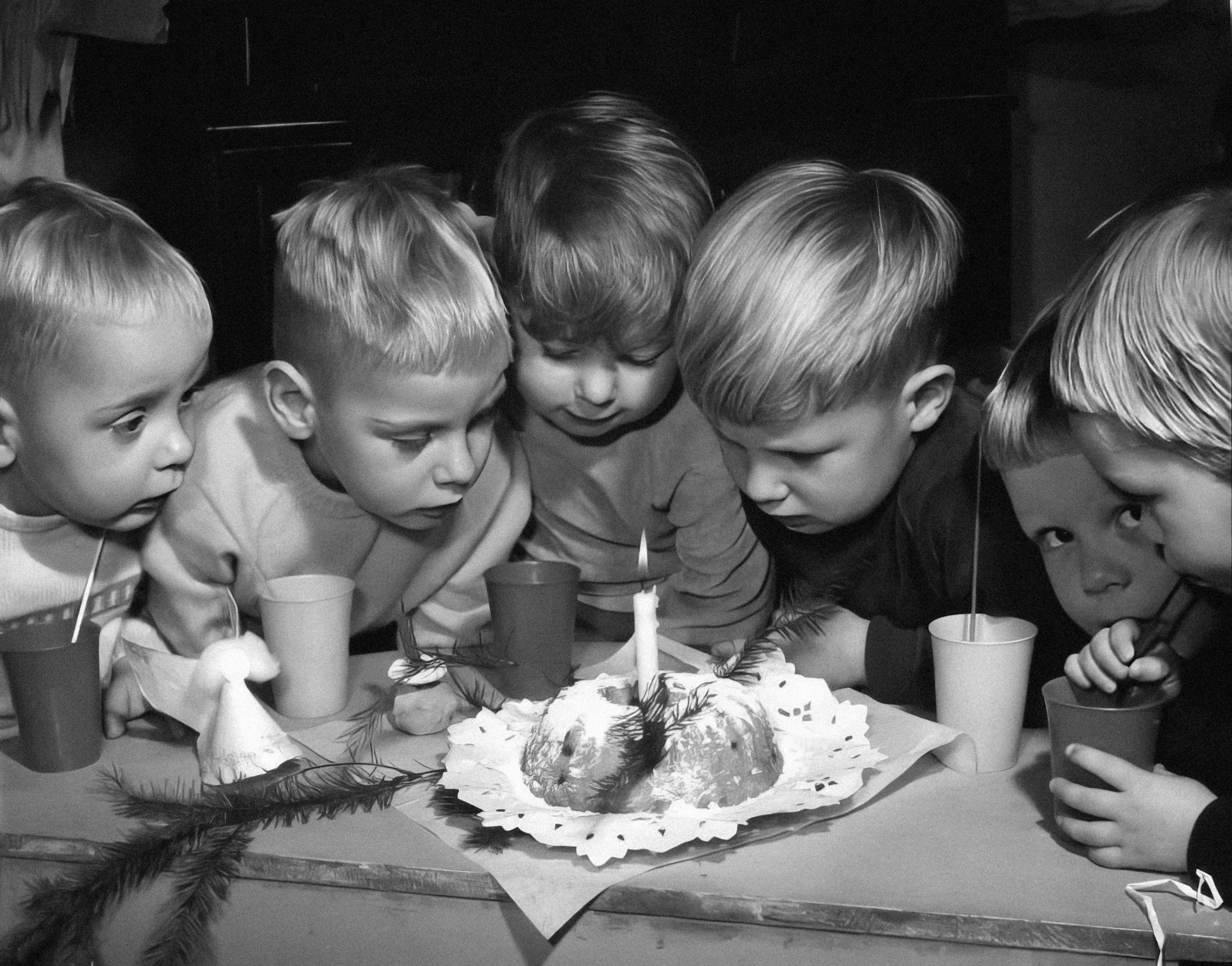 Children Remember Rituals More Than Parenting Philosophies: The Surprising Science of Family Traditions