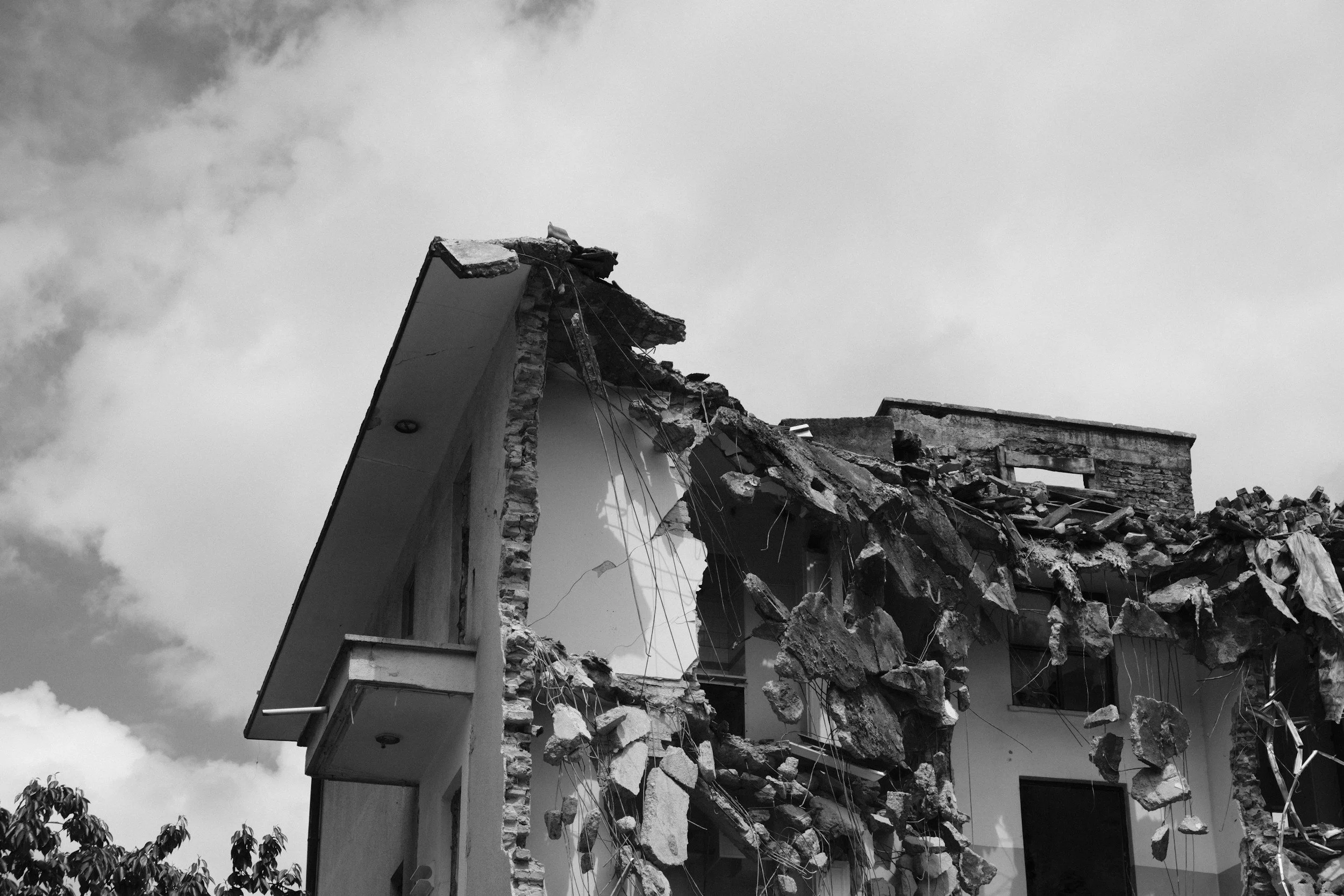 The Architecture of Collapse: How People Reach Their Breaking Point Long Before They Break
