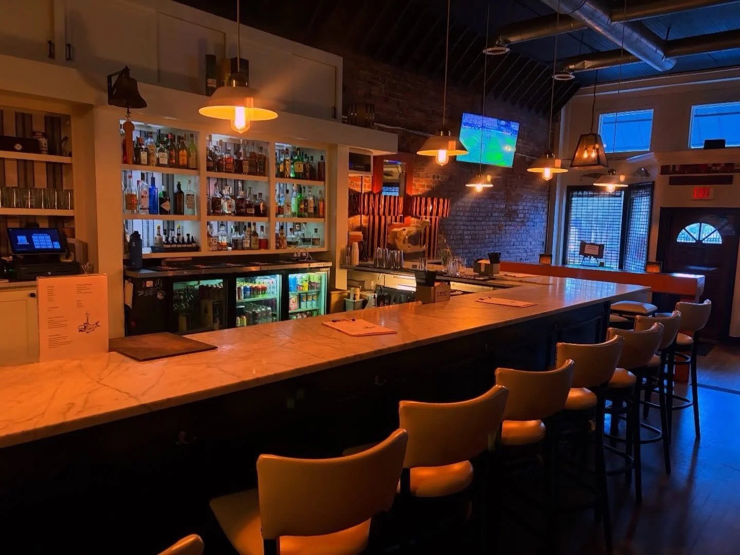 We&rsquo;ll be closed to the public for a portion of the early evening and will reopen tonight for drinks at 8pm!

Happy Friday y&rsquo;all 🍻