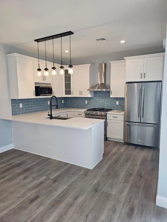 Modern Transitional Kitchen Kitchen Remodel by Father and Son Building and Remodeling — Project 1 project photo 2