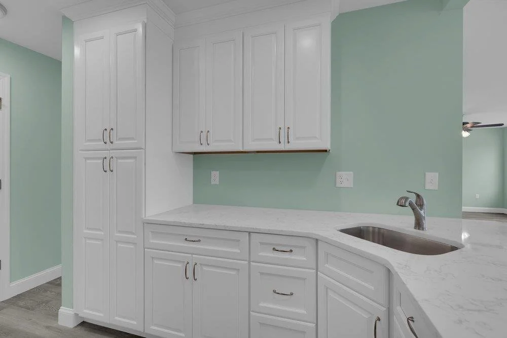 Traditional Modern Kitchen Kitchen Remodel by Father and Son Building and Remodeling — Project 1 project photo 6