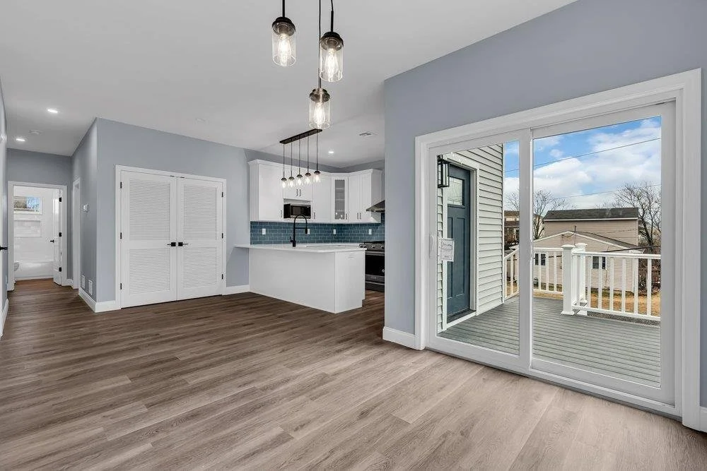 Modern Transitional Kitchen Kitchen Remodel by Father and Son Building and Remodeling — Project 2 project photo 3