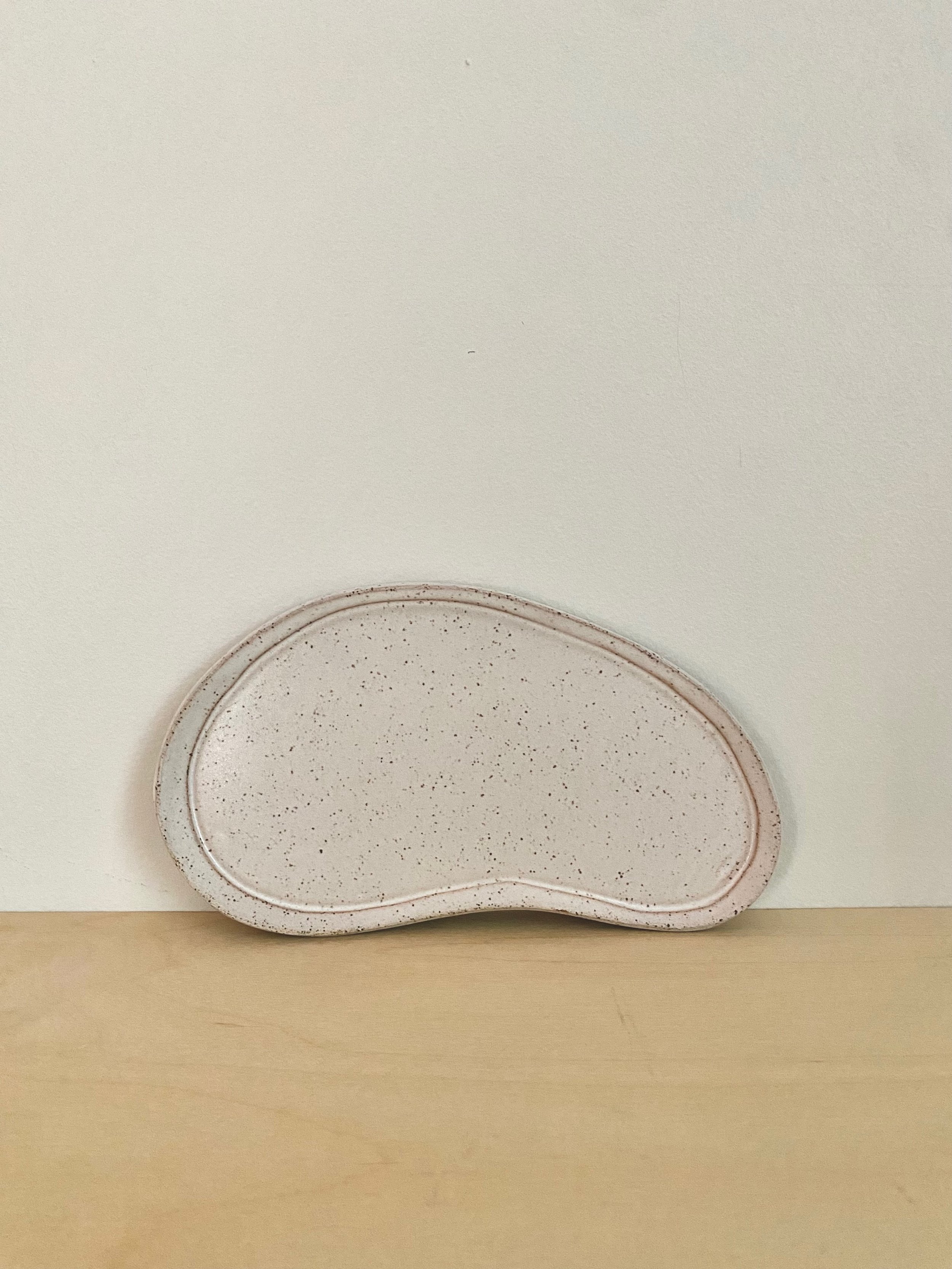 Speckled Kidney-Shaped Tray