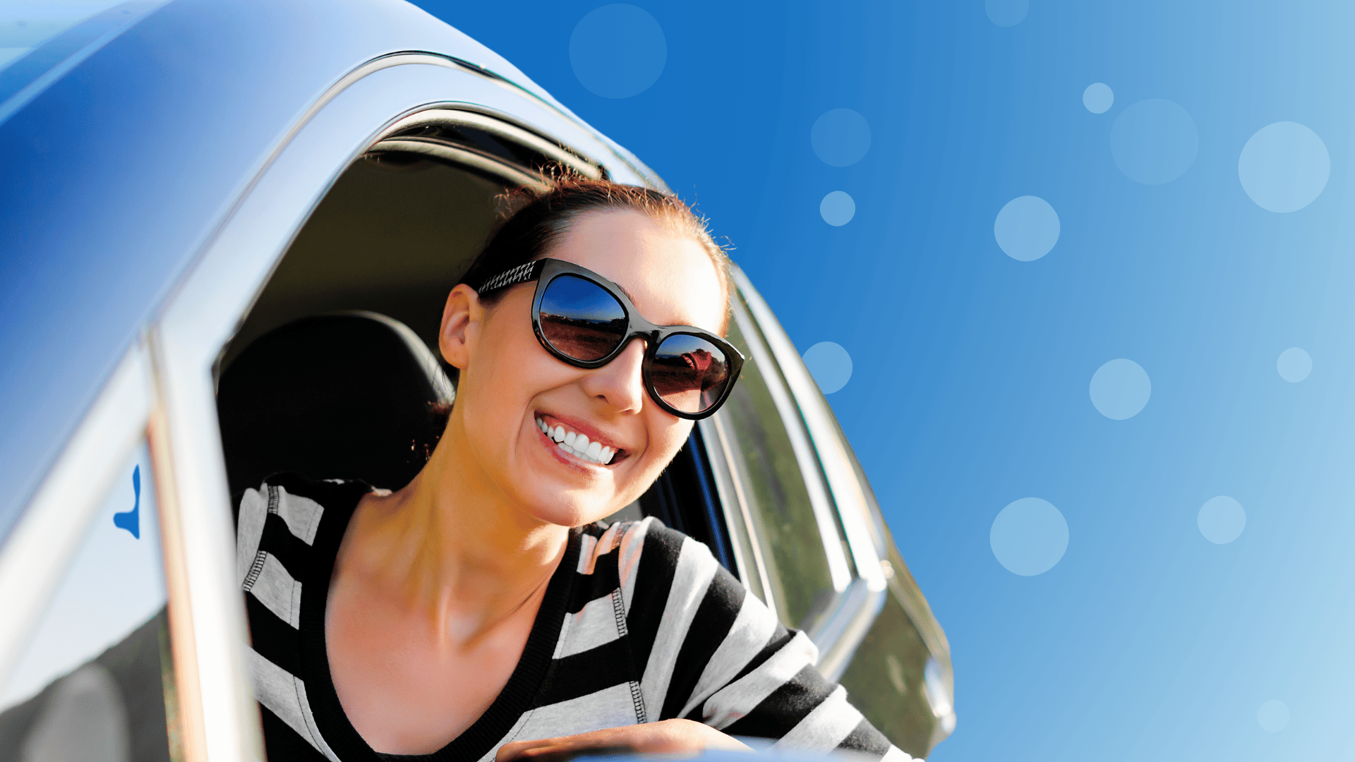 Web-Hero-Woman-Driving-Car.png