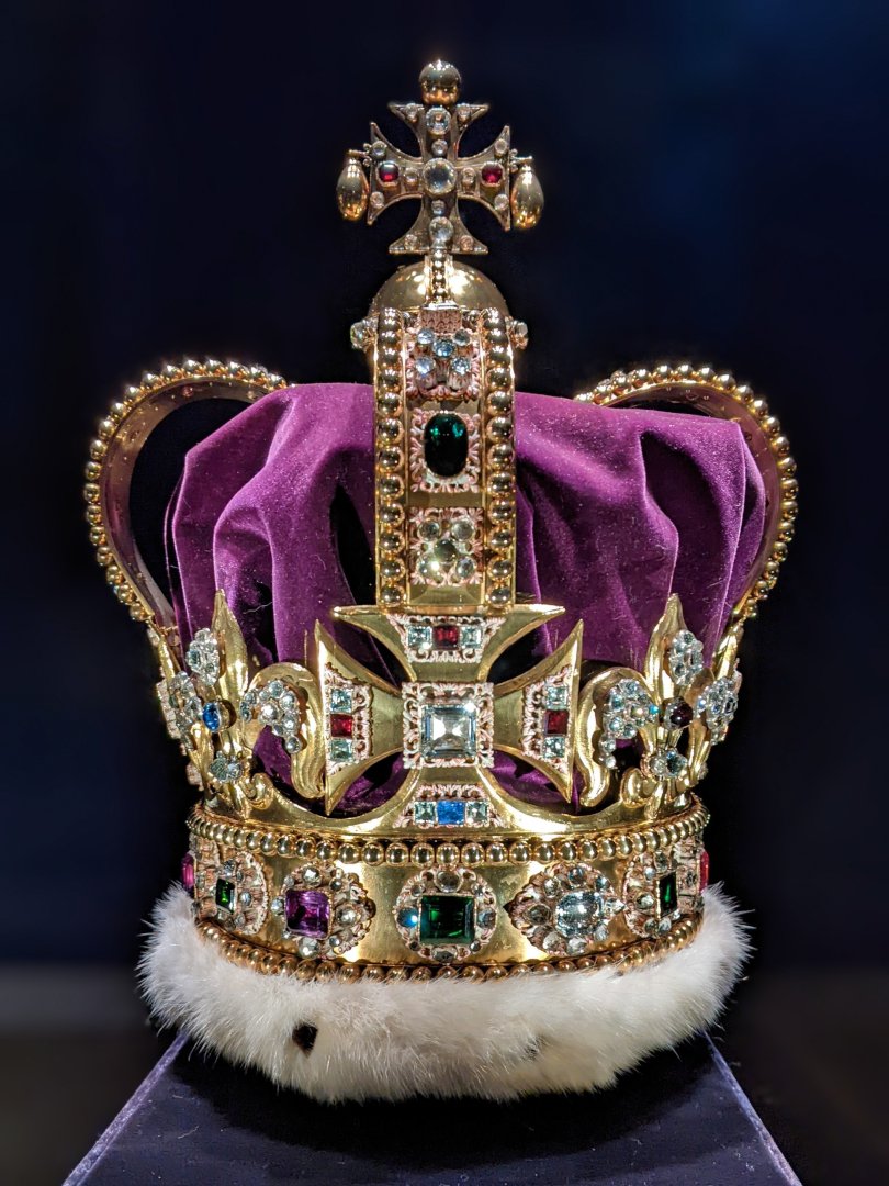 The Coronation of King Charles: Celebrating Rich British History and  Tradition — Glitter and Gold