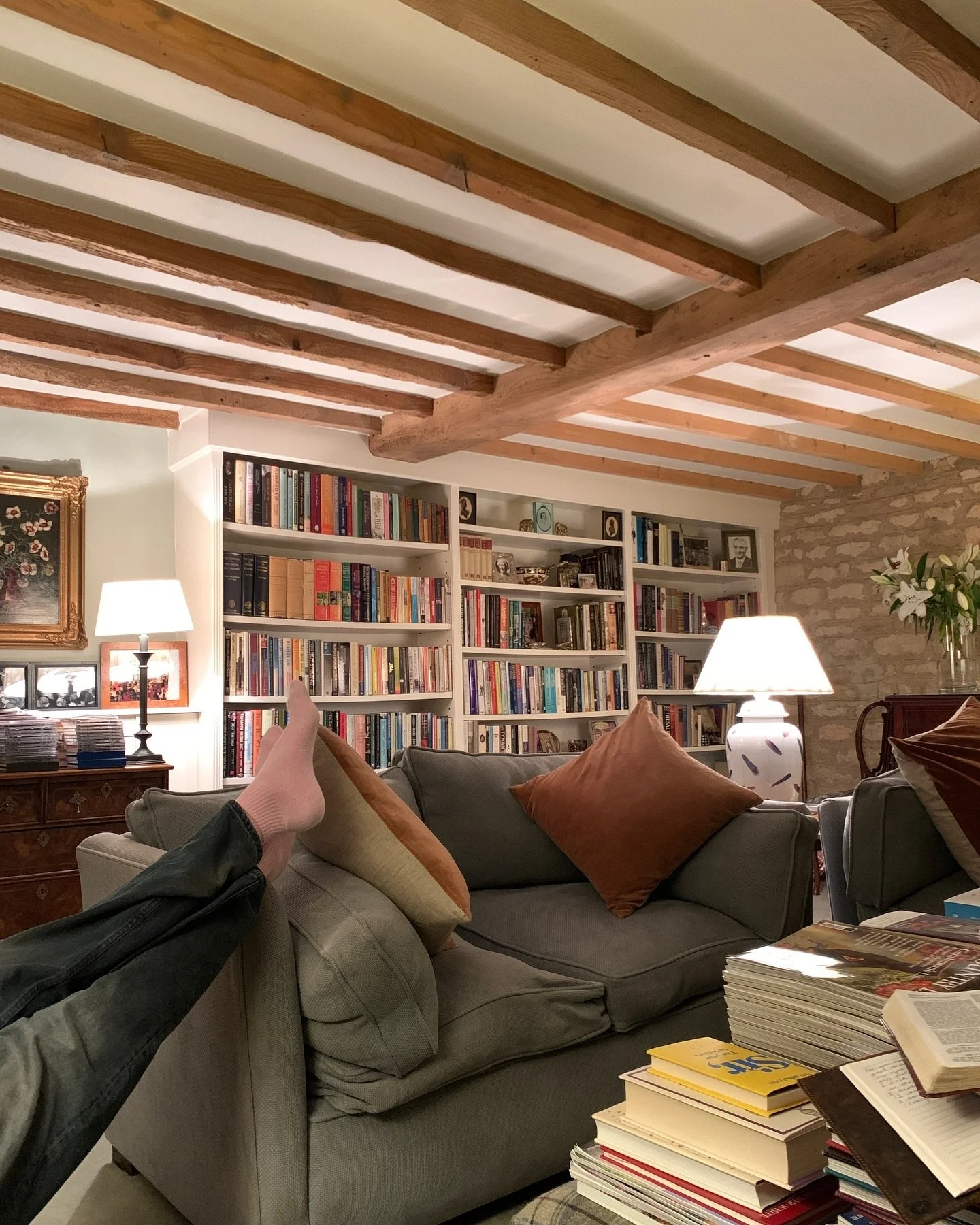 Got a subtle fringe. Someone told me I looked very 70s today. 10,000 likes and I&rsquo;ll do a fringe reveal 🤔🤔🤔