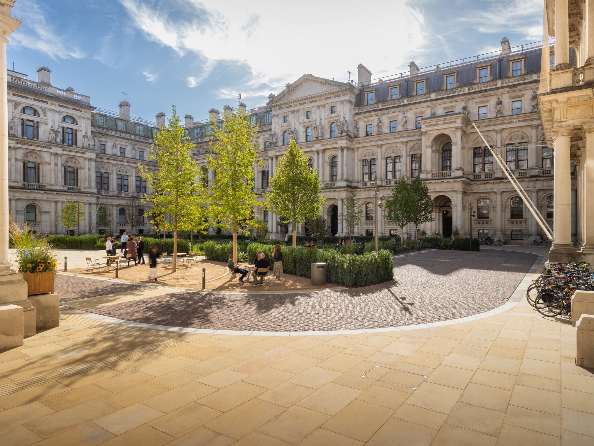 King Charles Street Quad — Gustafson Porter + Bowman