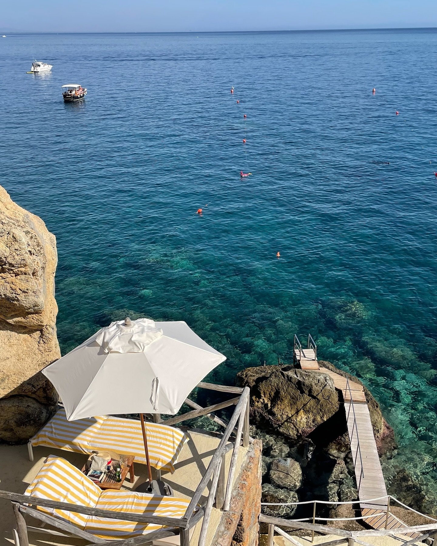 Languid afternoons, siestas under the hot Italian sun, scents of orange blossom filling the air, sea dips at La Fontelina, seafood pasta at LouLou&rsquo;s, club55 disco and du Cap high dives, aperitivo hour in Amalfi and Capri sunsets &mdash; a quint