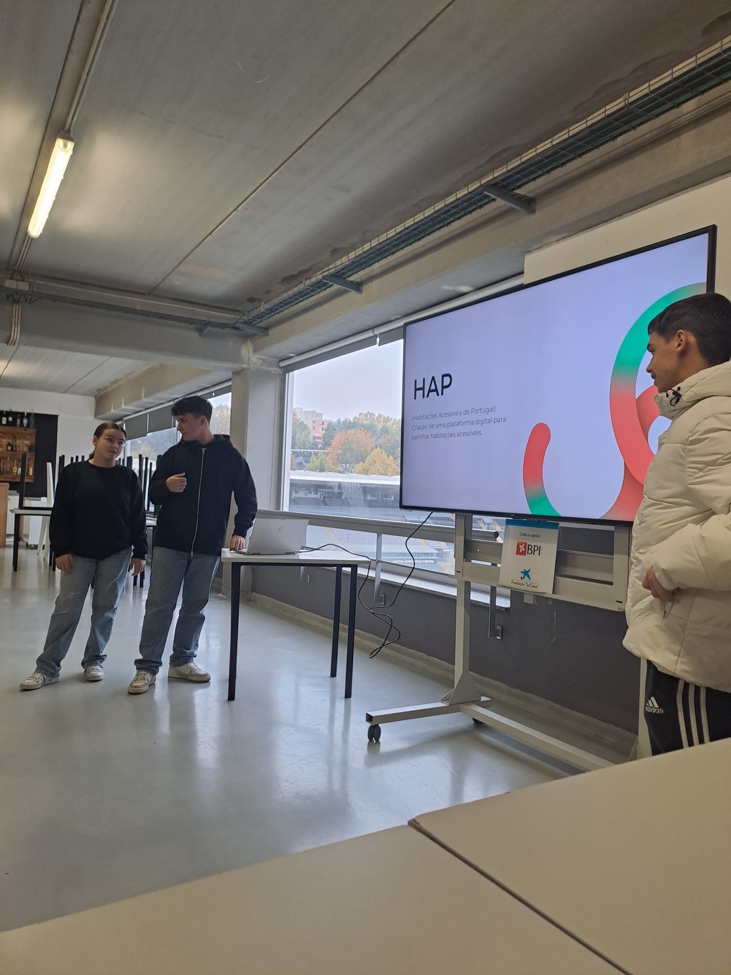 WhatsApp Image 2023-12-07 at 17.46.37.jpeg